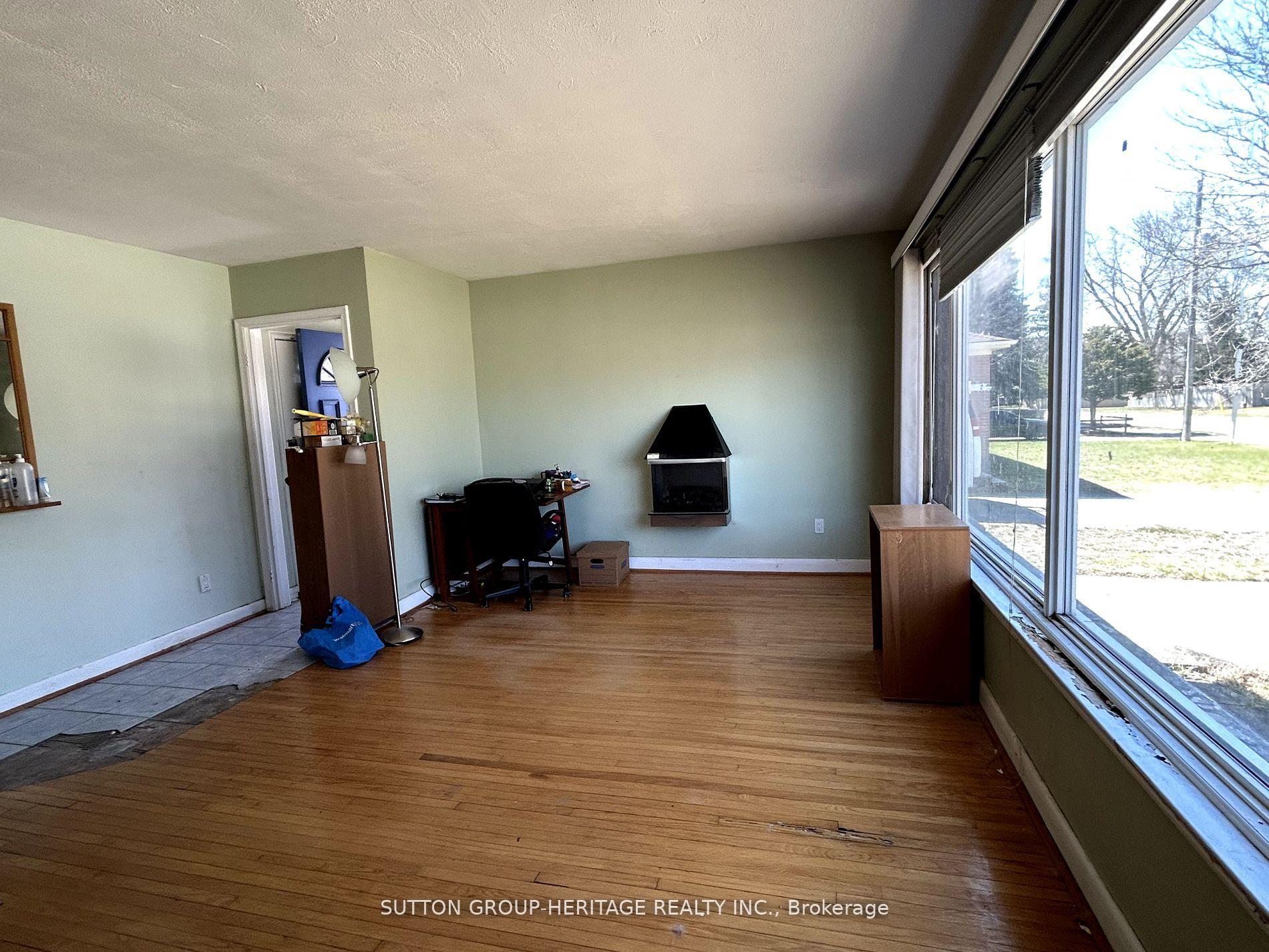 Photo 10 of 31 Georgina Drive, Ajax, Central West — HOMEH