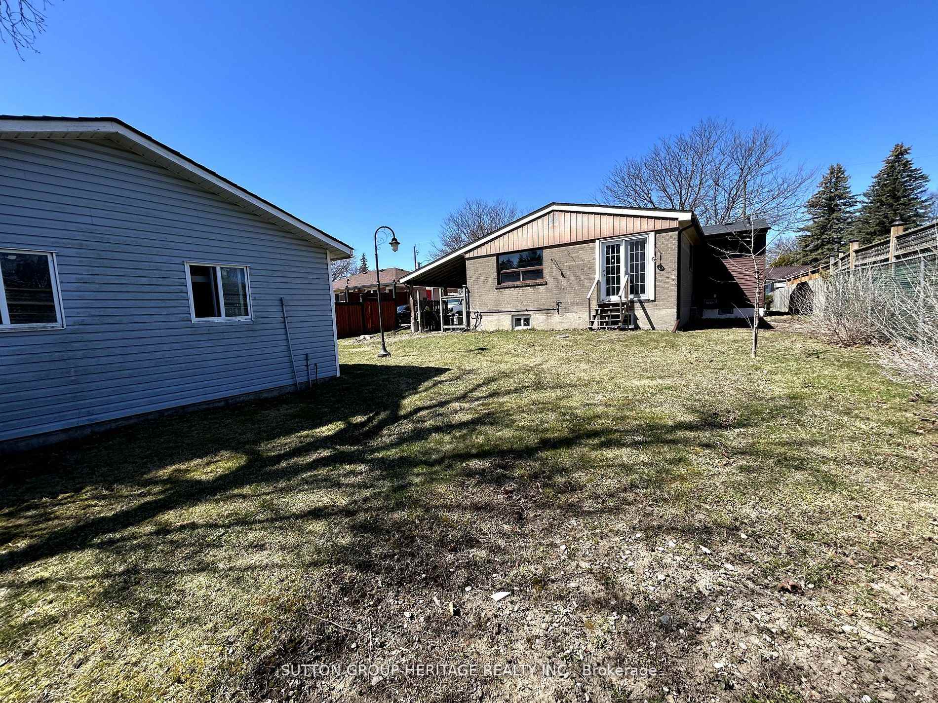 Photo 23 of 31 Georgina Drive, Ajax, Central West — HOMEH