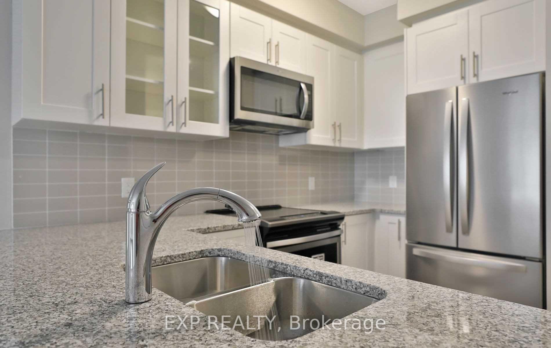 Photo 12 of Unit 302, 150 Oak Park Boulevard, Oakville, River Oaks — HOMEH