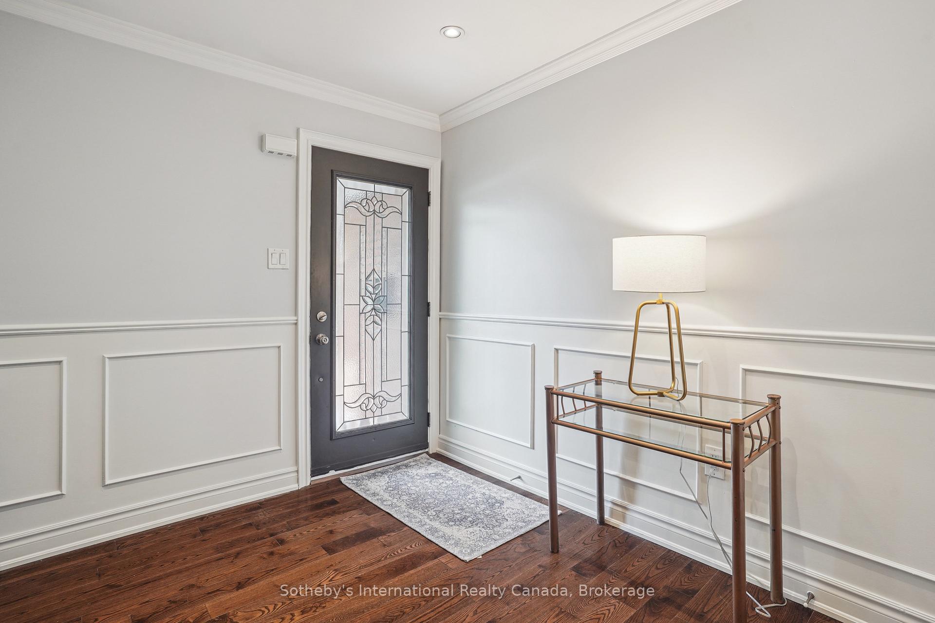 Photo 3 of 121 Grant Boulevard, Hamilton, Dundas — HOMEH