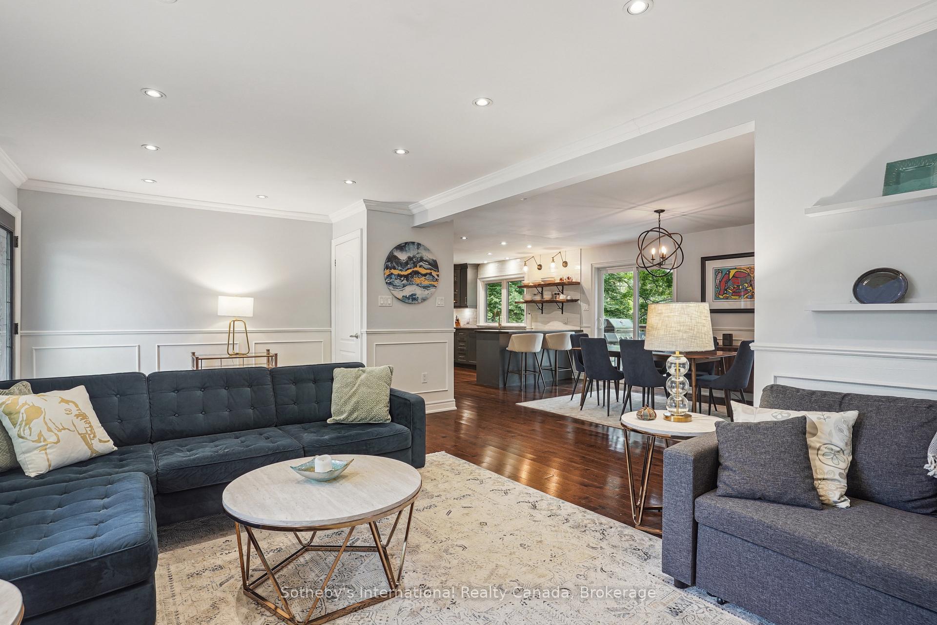Photo 9 of 121 Grant Boulevard, Hamilton, Dundas — HOMEH
