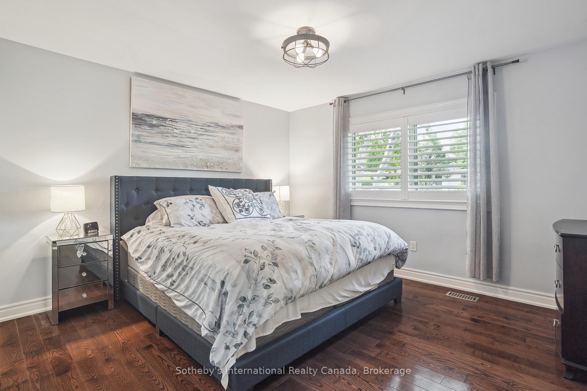 Photo 19 of 121 Grant Boulevard, Hamilton, Dundas — HOMEH