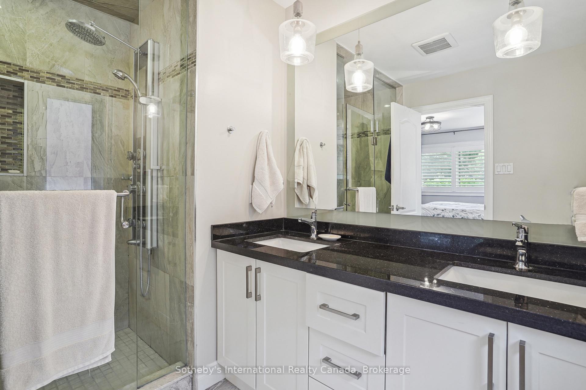Photo 22 of 121 Grant Boulevard, Hamilton, Dundas — HOMEH
