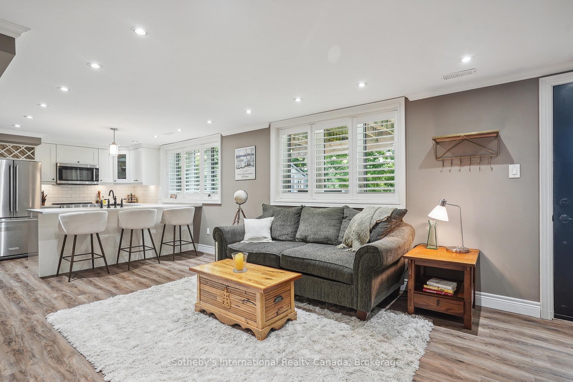 Photo 26 of 121 Grant Boulevard, Hamilton, Dundas — HOMEH