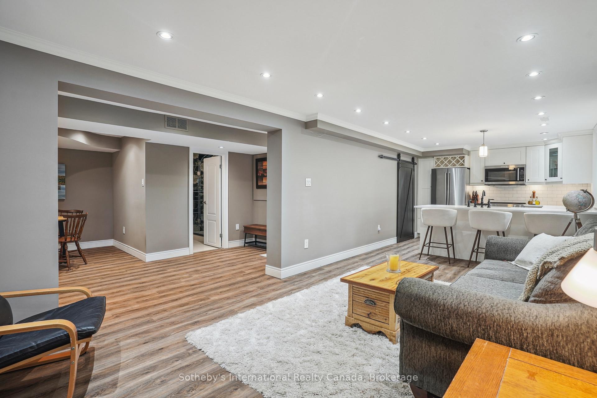 Photo 27 of 121 Grant Boulevard, Hamilton, Dundas — HOMEH