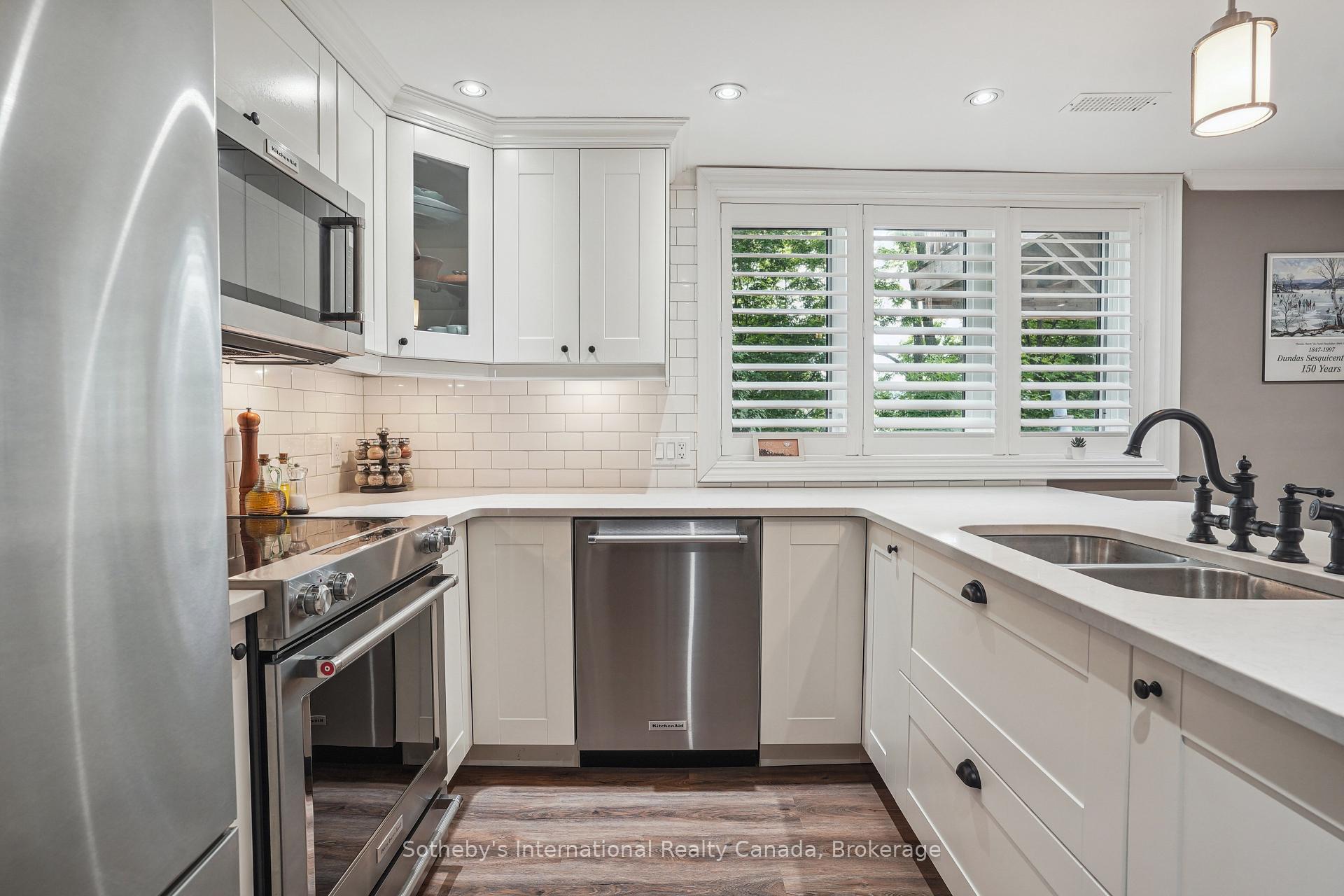 Photo 32 of 121 Grant Boulevard, Hamilton, Dundas — HOMEH