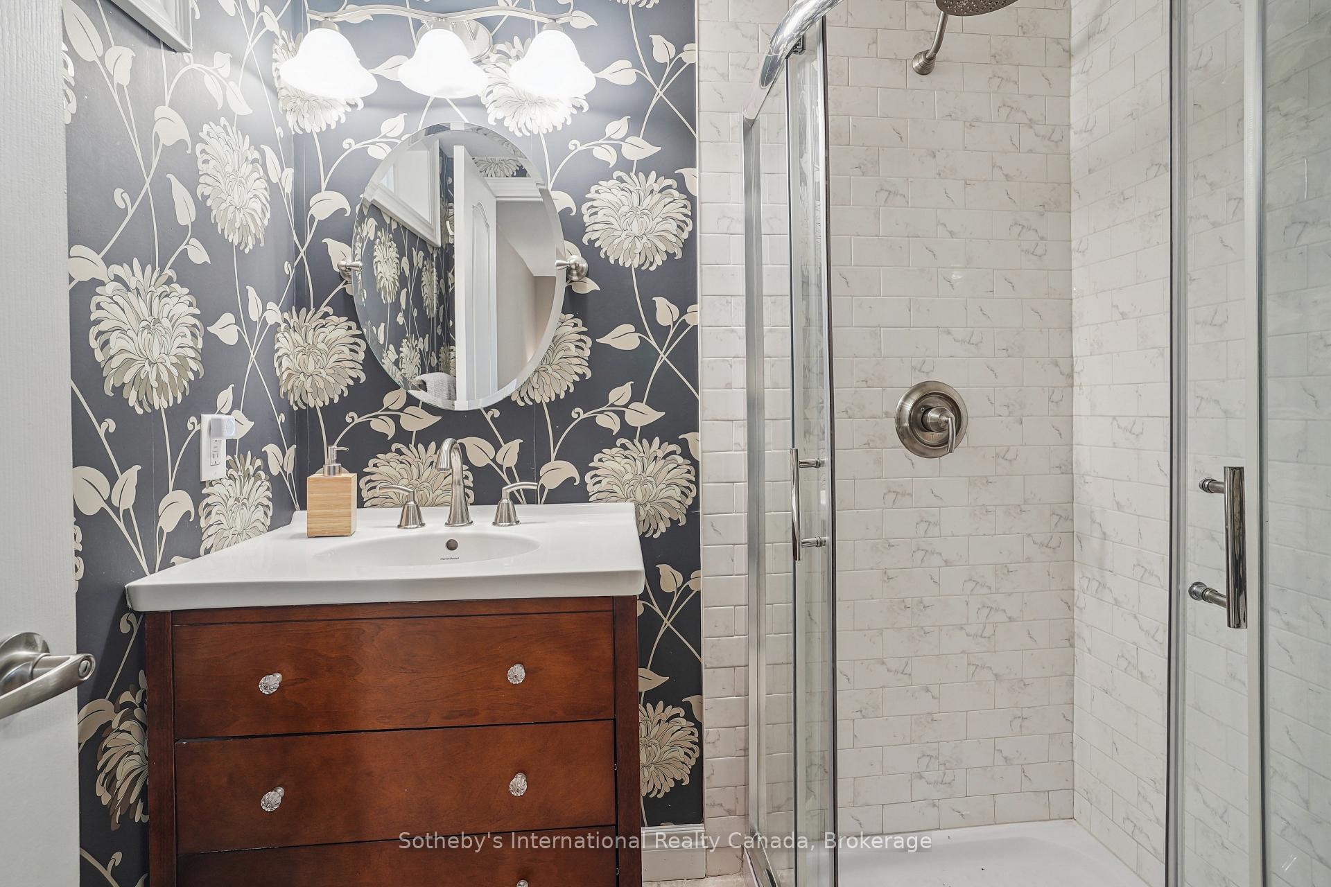 Photo 38 of 121 Grant Boulevard, Hamilton, Dundas — HOMEH