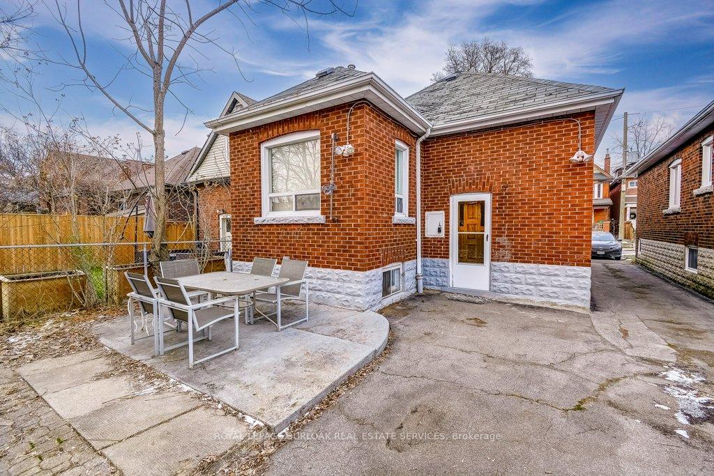 Photo 62 of 445 Herkimer Street, Hamilton, Kirkendall — HOMEH