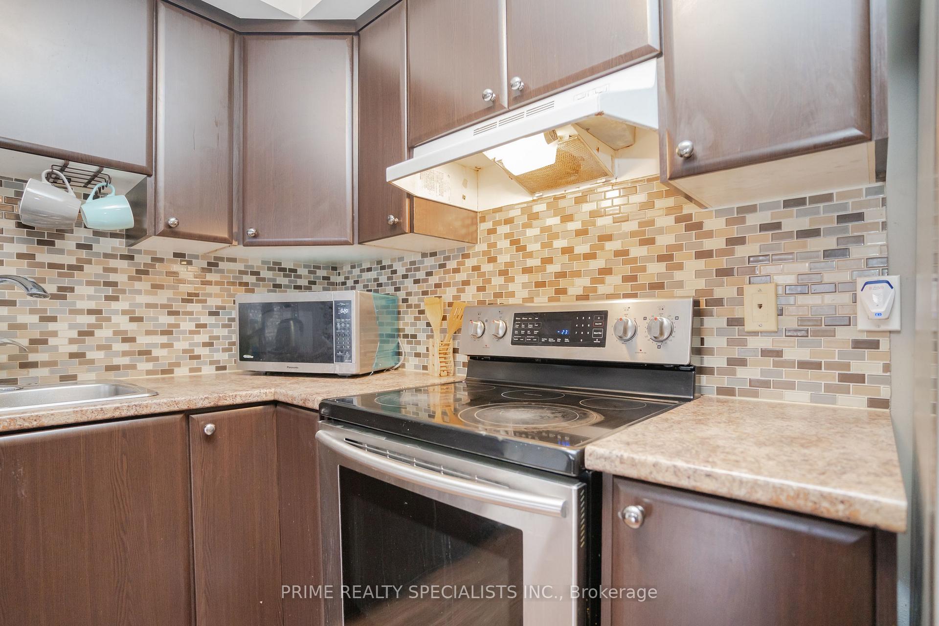 Photo 14 of Unit 80, 20 Mcconkey Crescent, Brant, Brantford Twp — HOMEH