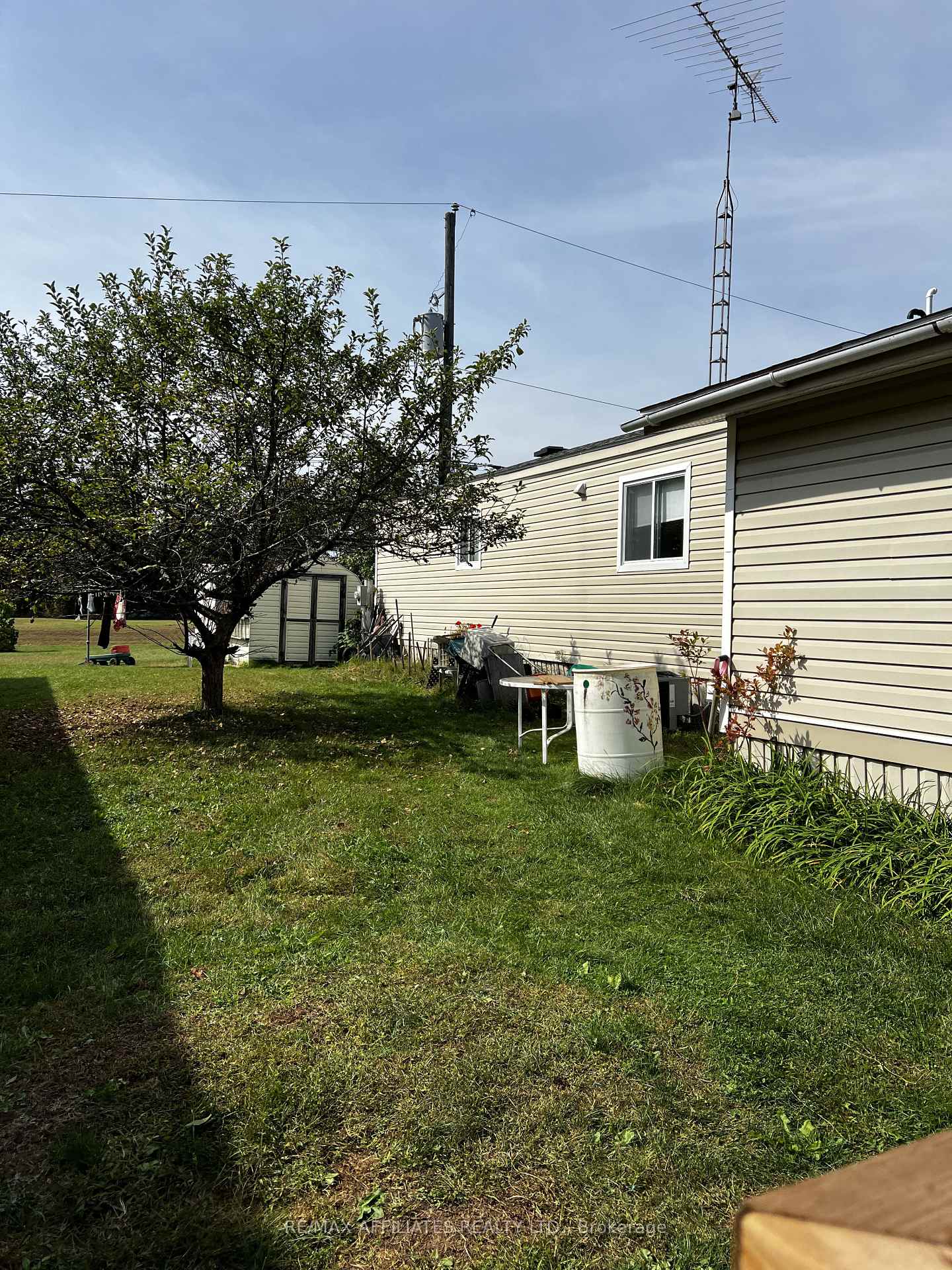 Photo 9 of 247 Park Crescent, Carleton Place — HOMEH