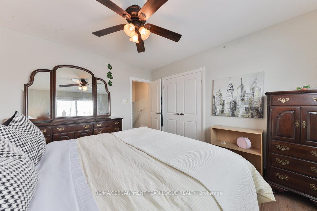 Photo 59 of 610 Mohawk Road E, Hamilton, Lawfield — HOMEH
