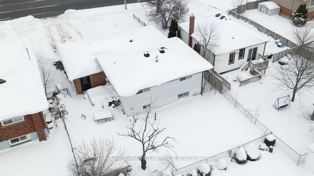 Photo 57 of 610 Mohawk Road E, Hamilton, Lawfield — HOMEH