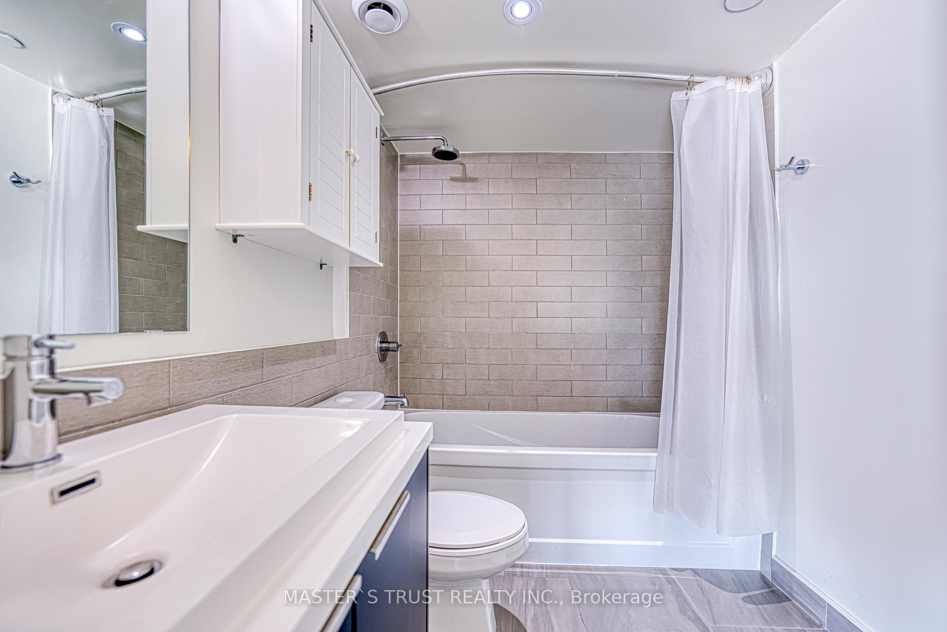 Photo 11 of Unit 1602, 6 Sonic Way, Toronto, Flemingdon Park — HOMEH