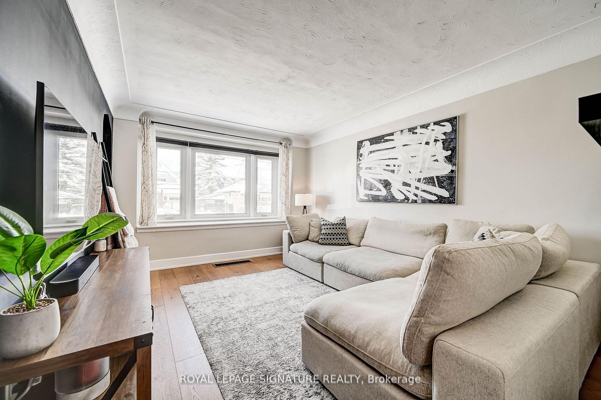 Photo 5 of 273 East 37th Street, Hamilton, Macassa — HOMEH