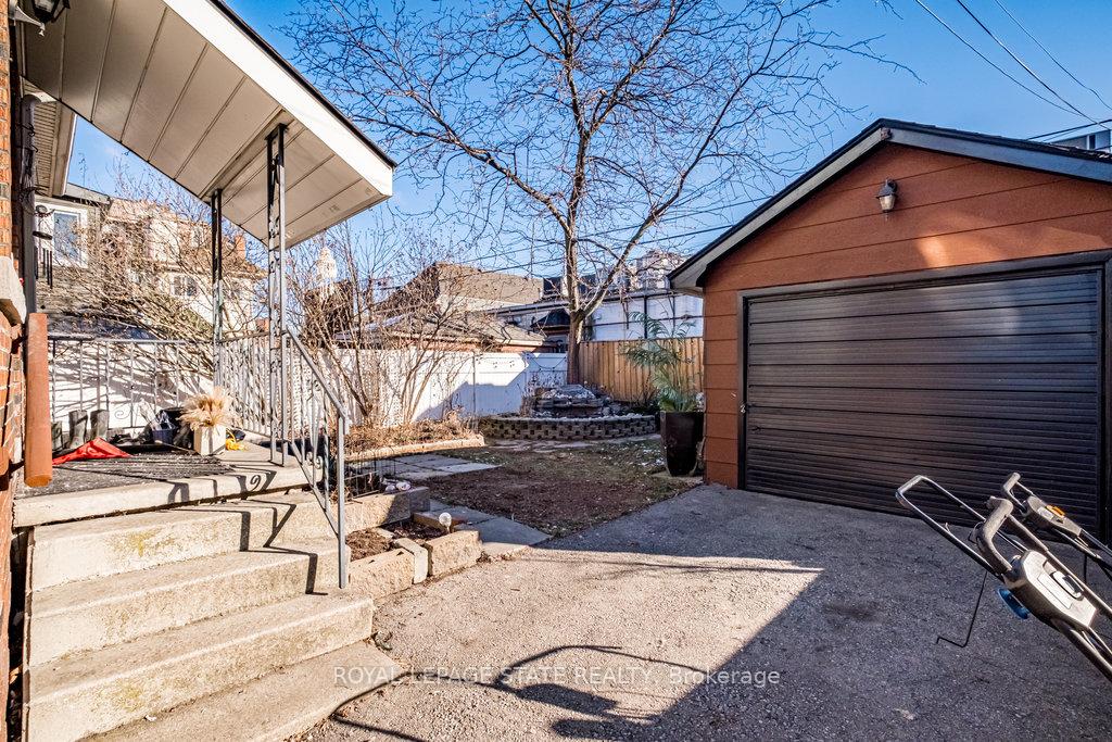 Photo 49 of 15 Connaught Avenue S, Hamilton, Gibson — HOMEH