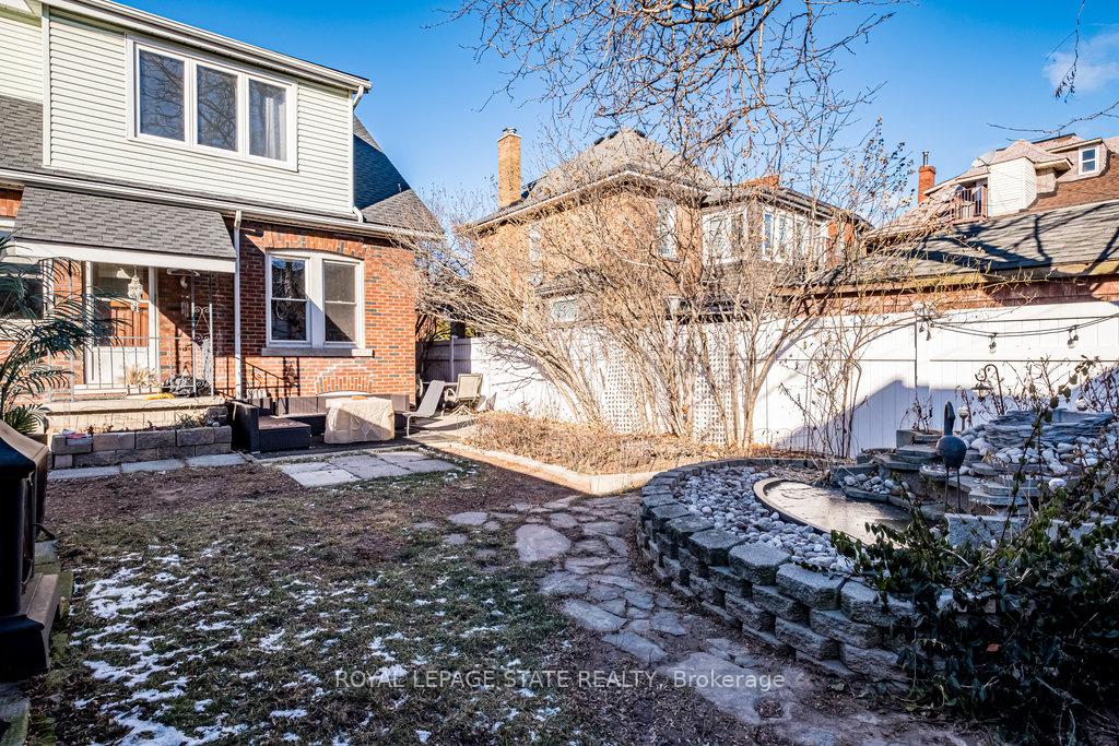 Photo 52 of 15 Connaught Avenue S, Hamilton, Gibson — HOMEH