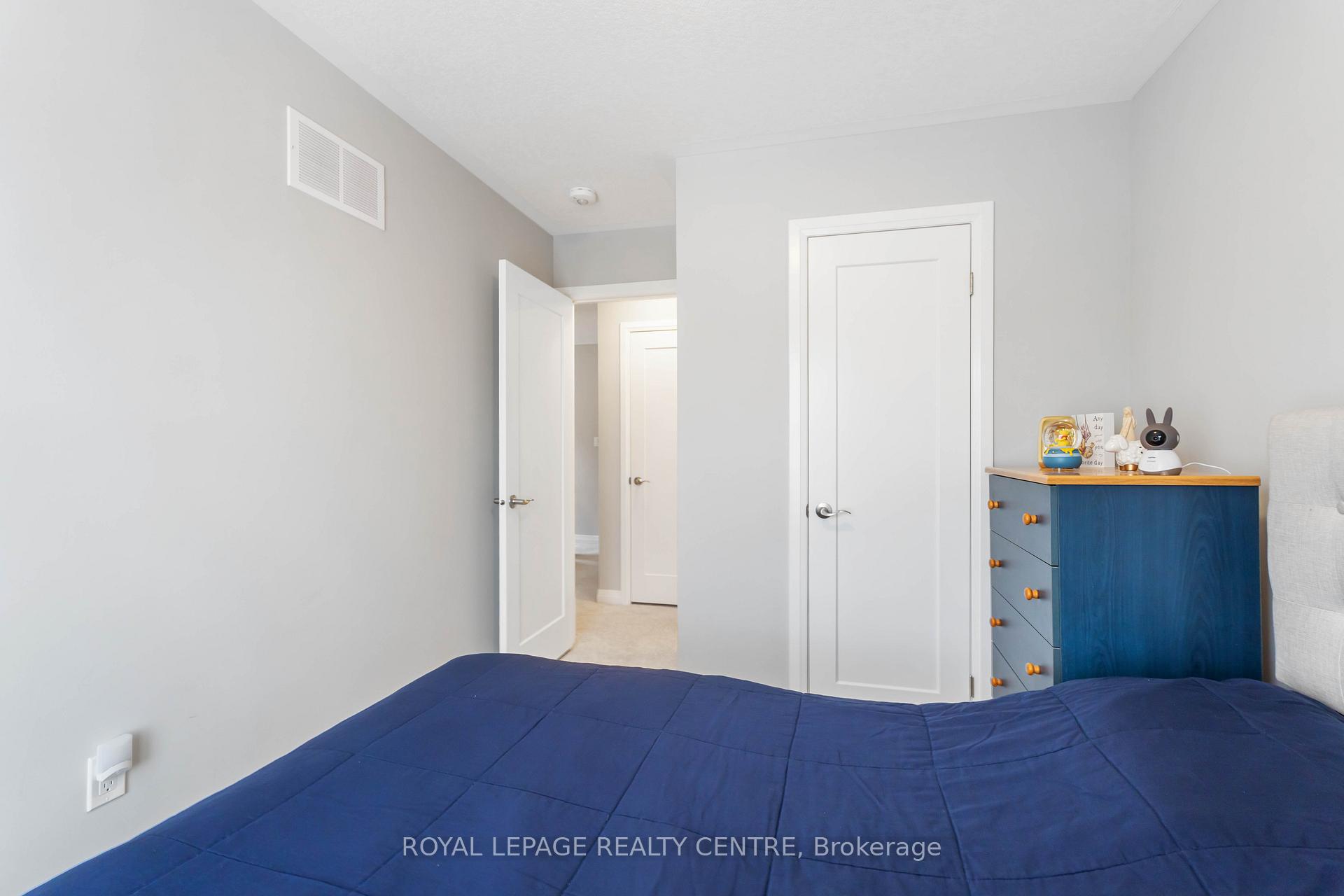 Photo 20 of 62 Aquarius Crescent, Hamilton, Rural Glanbrook — HOMEH
