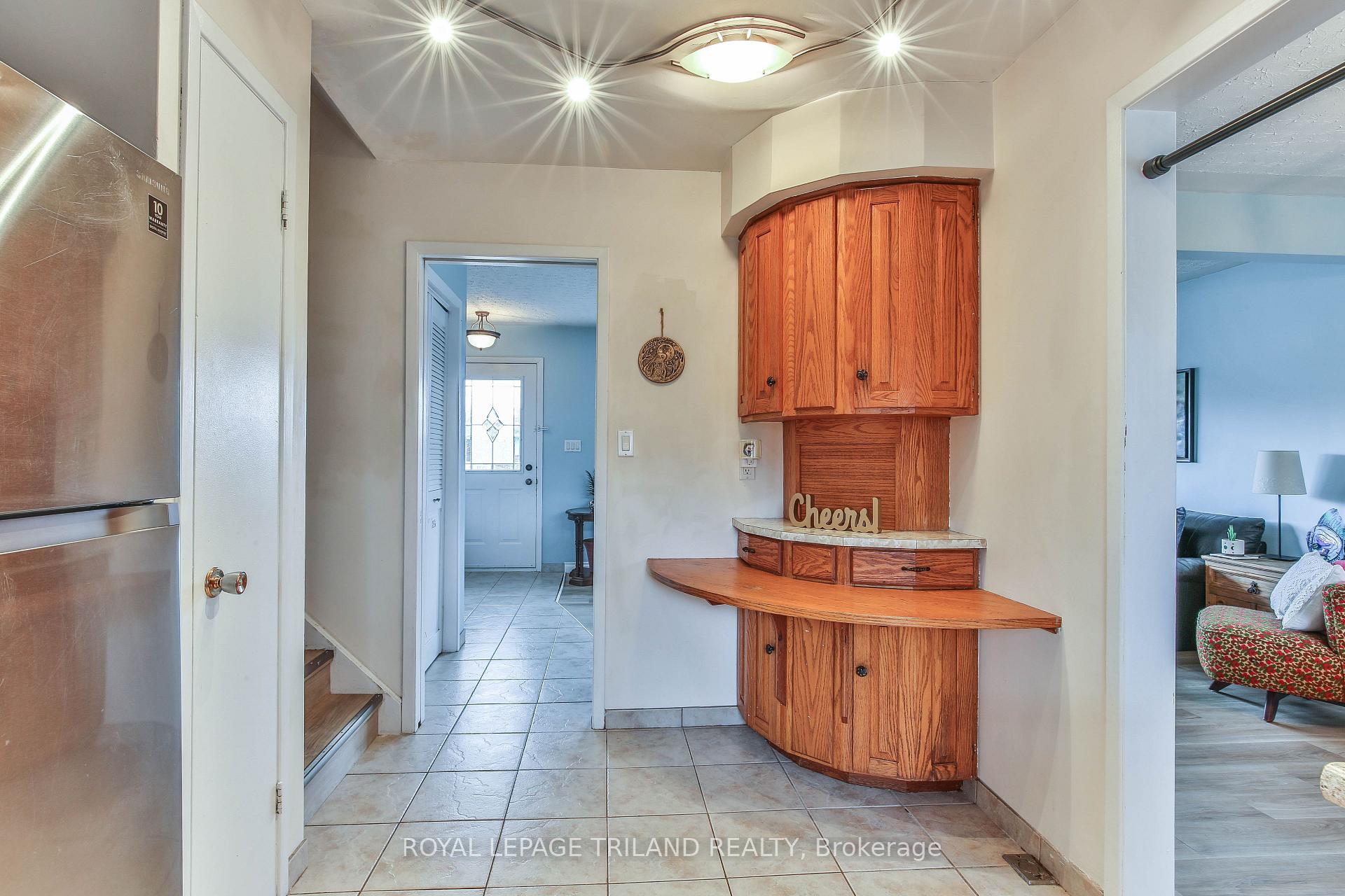 Photo 8 of 5 Dyer Street, St. Thomas — HOMEH