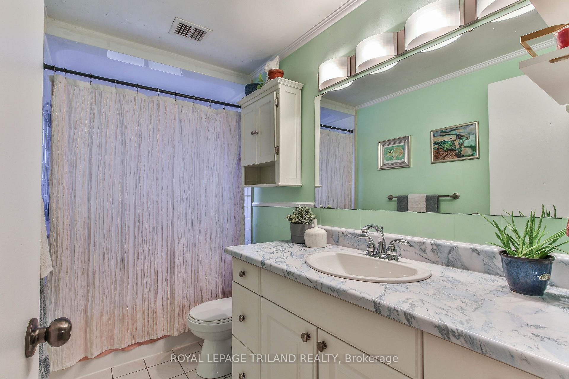 Photo 18 of 5 Dyer Street, St. Thomas — HOMEH