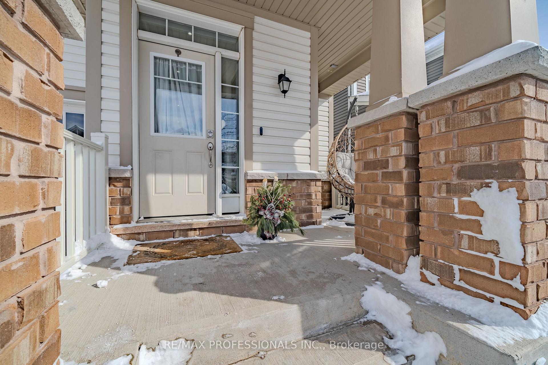 Photo 6 of 297 Fellowes Crescent, Hamilton, Waterdown — HOMEH