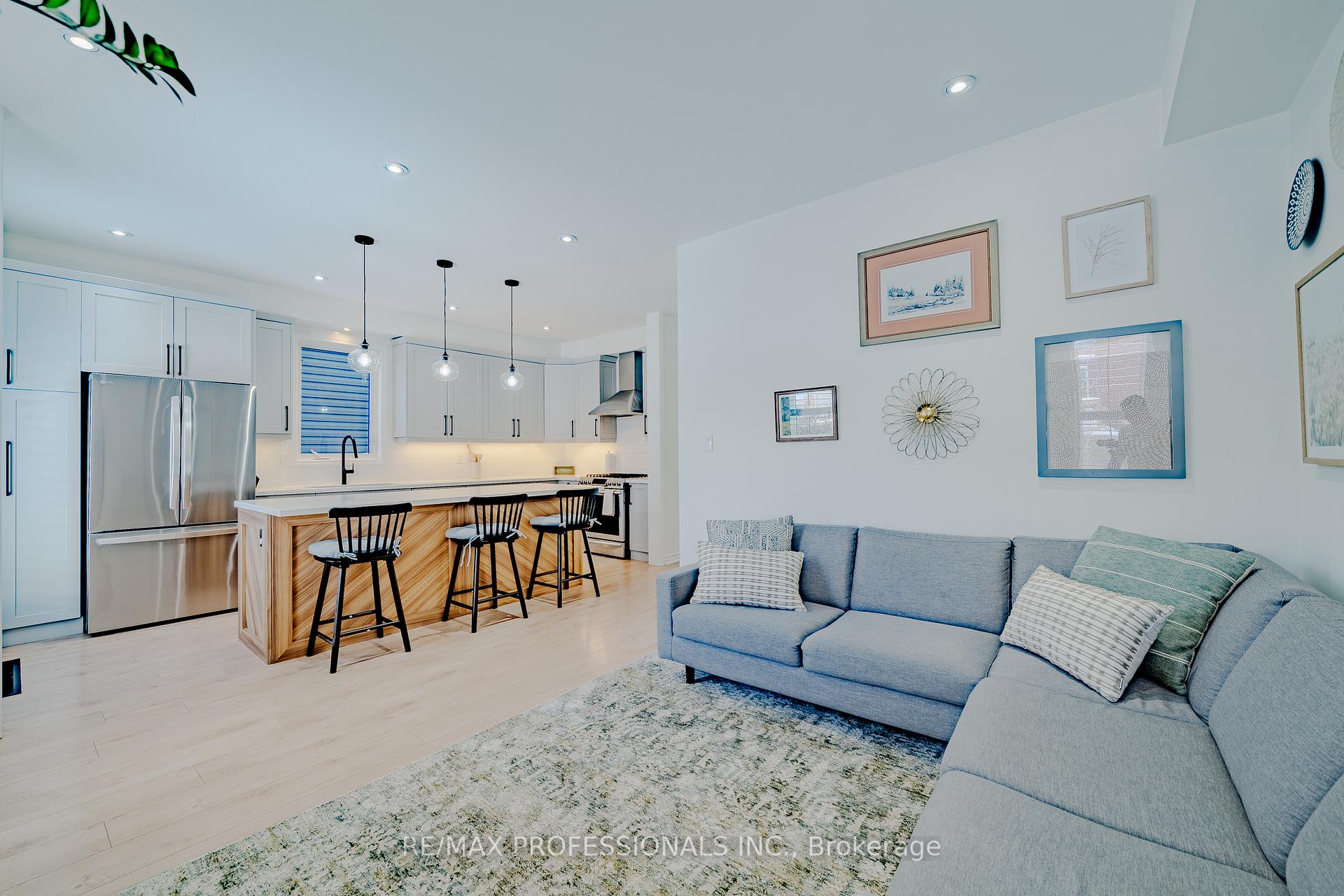 Photo 14 of 297 Fellowes Crescent, Hamilton, Waterdown — HOMEH
