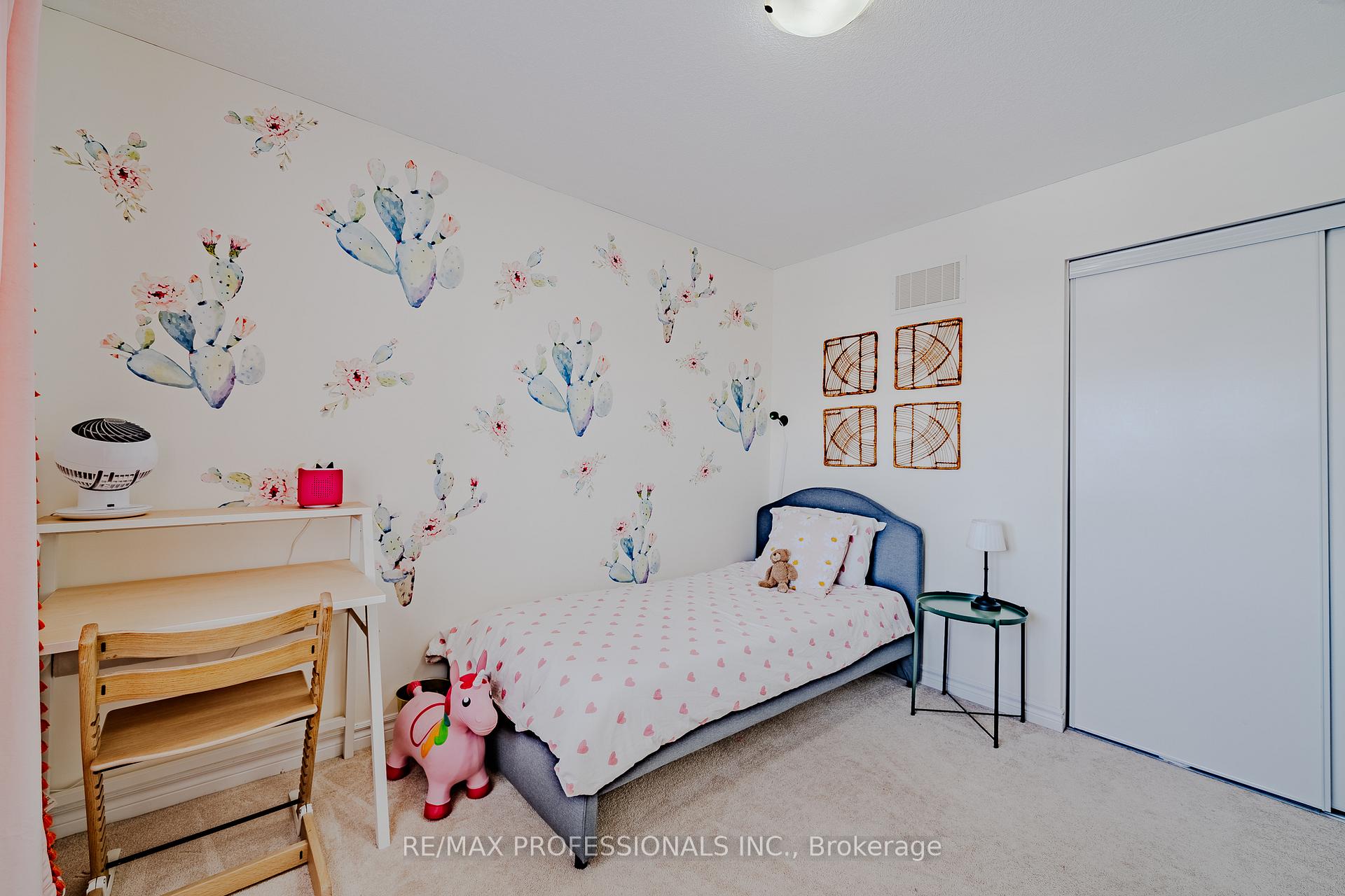 Photo 26 of 297 Fellowes Crescent, Hamilton, Waterdown — HOMEH