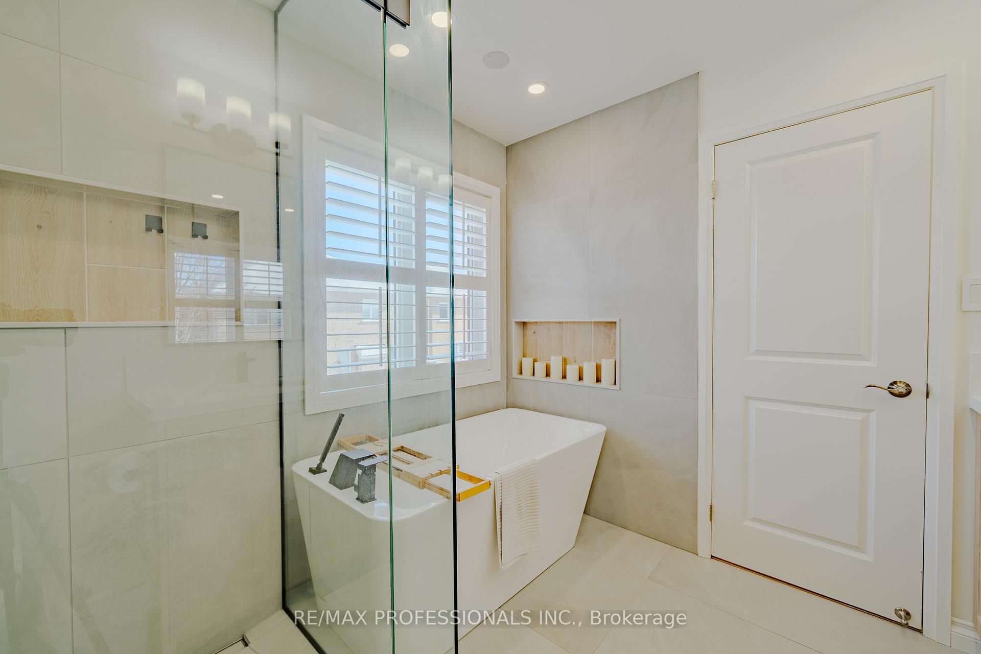 Photo 34 of 297 Fellowes Crescent, Hamilton, Waterdown — HOMEH