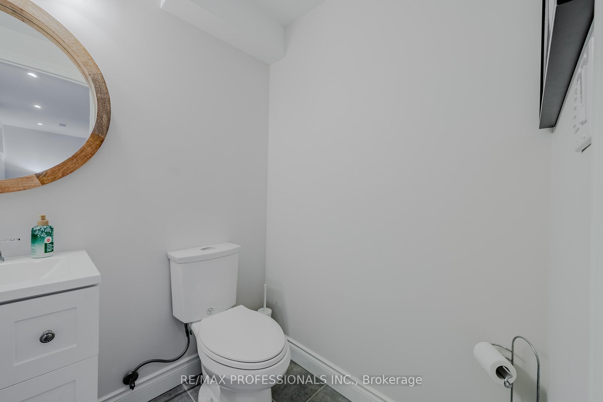 Photo 42 of 297 Fellowes Crescent, Hamilton, Waterdown — HOMEH
