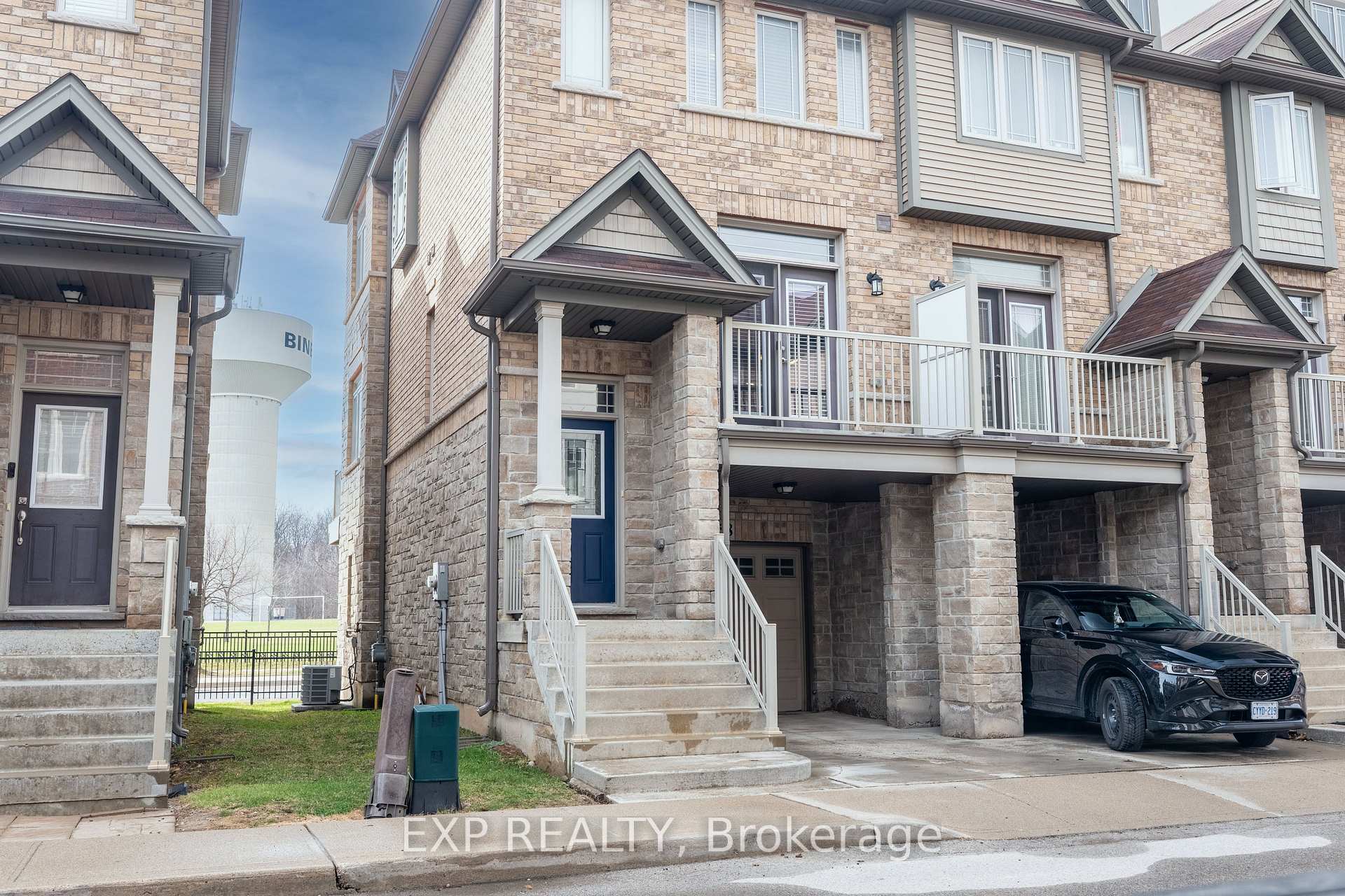 Photo 2 of Unit 58, 310 Fall Fair Way, Hamilton, Binbrook — HOMEH