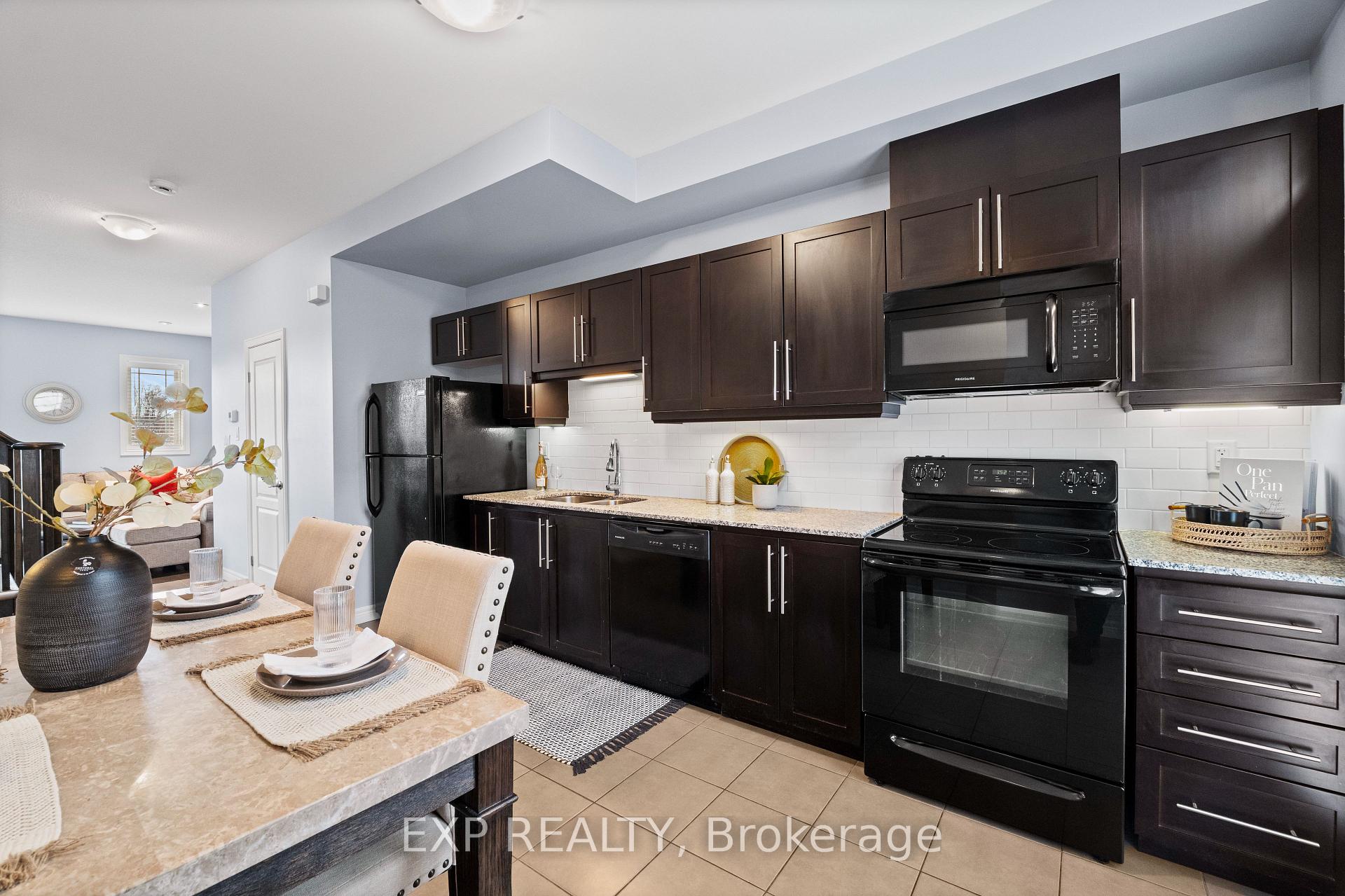 Photo 4 of Unit 58, 310 Fall Fair Way, Hamilton, Binbrook — HOMEH
