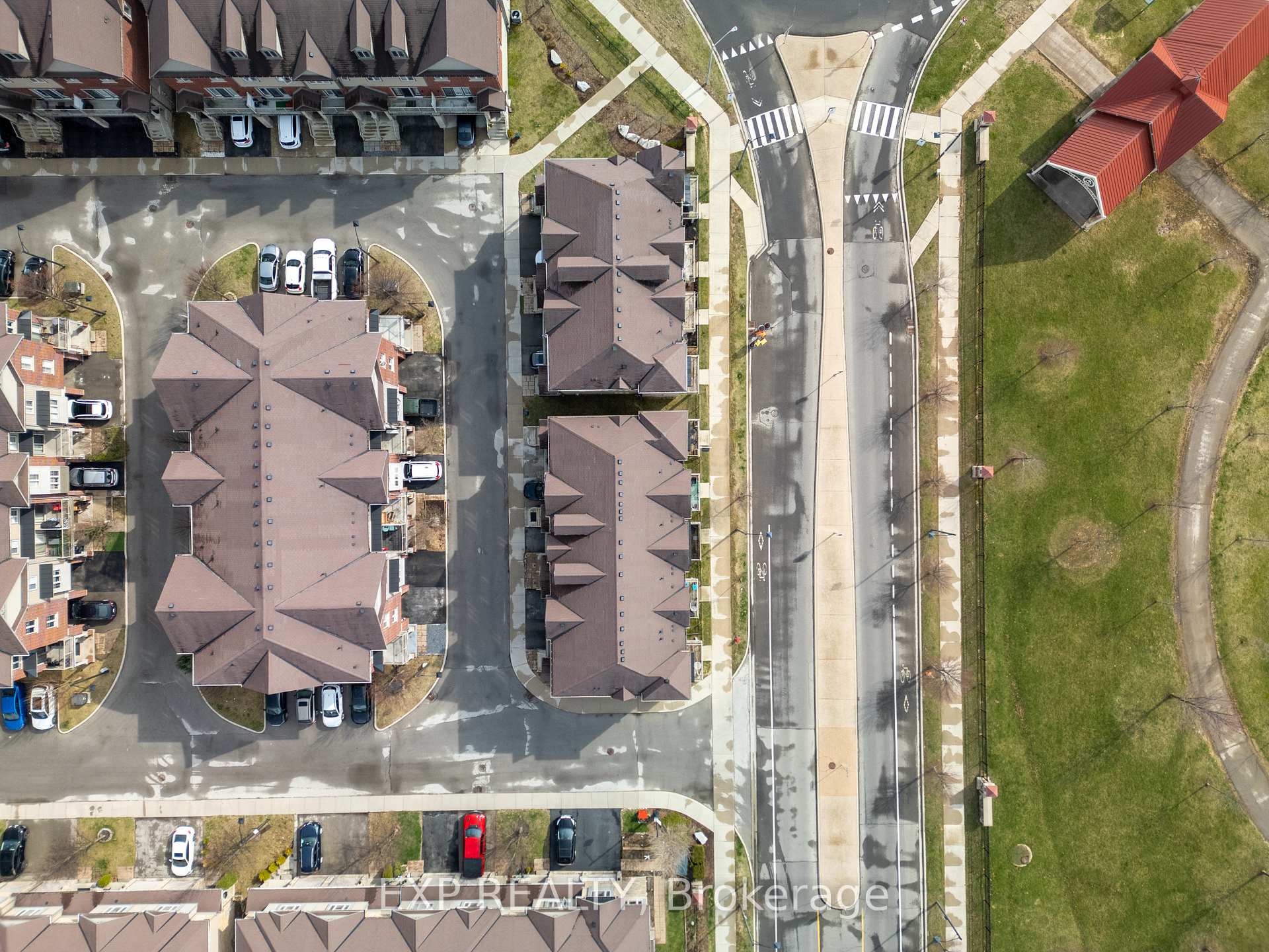 Photo 25 of Unit 58, 310 Fall Fair Way, Hamilton, Binbrook — HOMEH