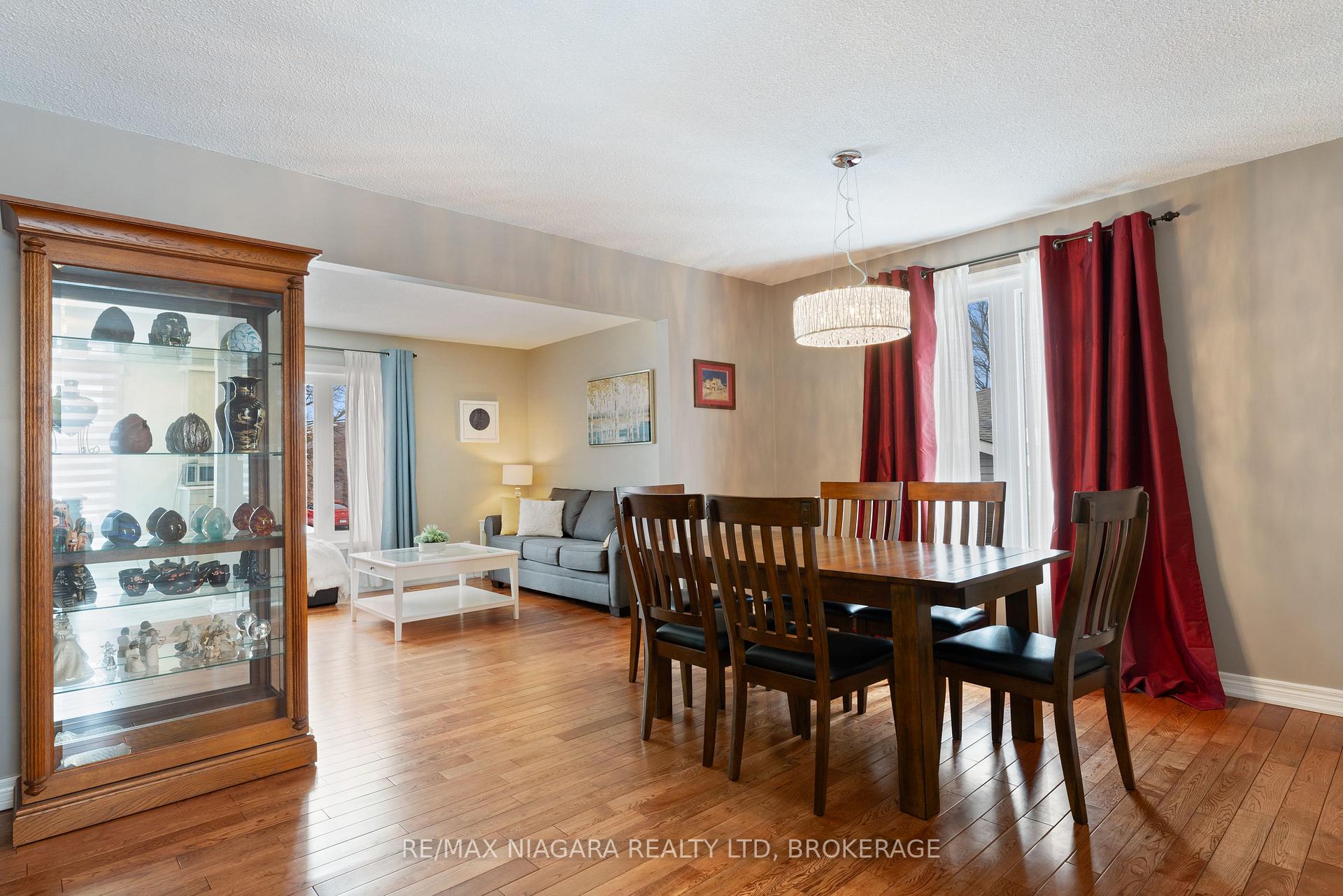 Photo 31 of 7 Via Dell Monte, St. Catharines, Burleigh Hill — HOMEH