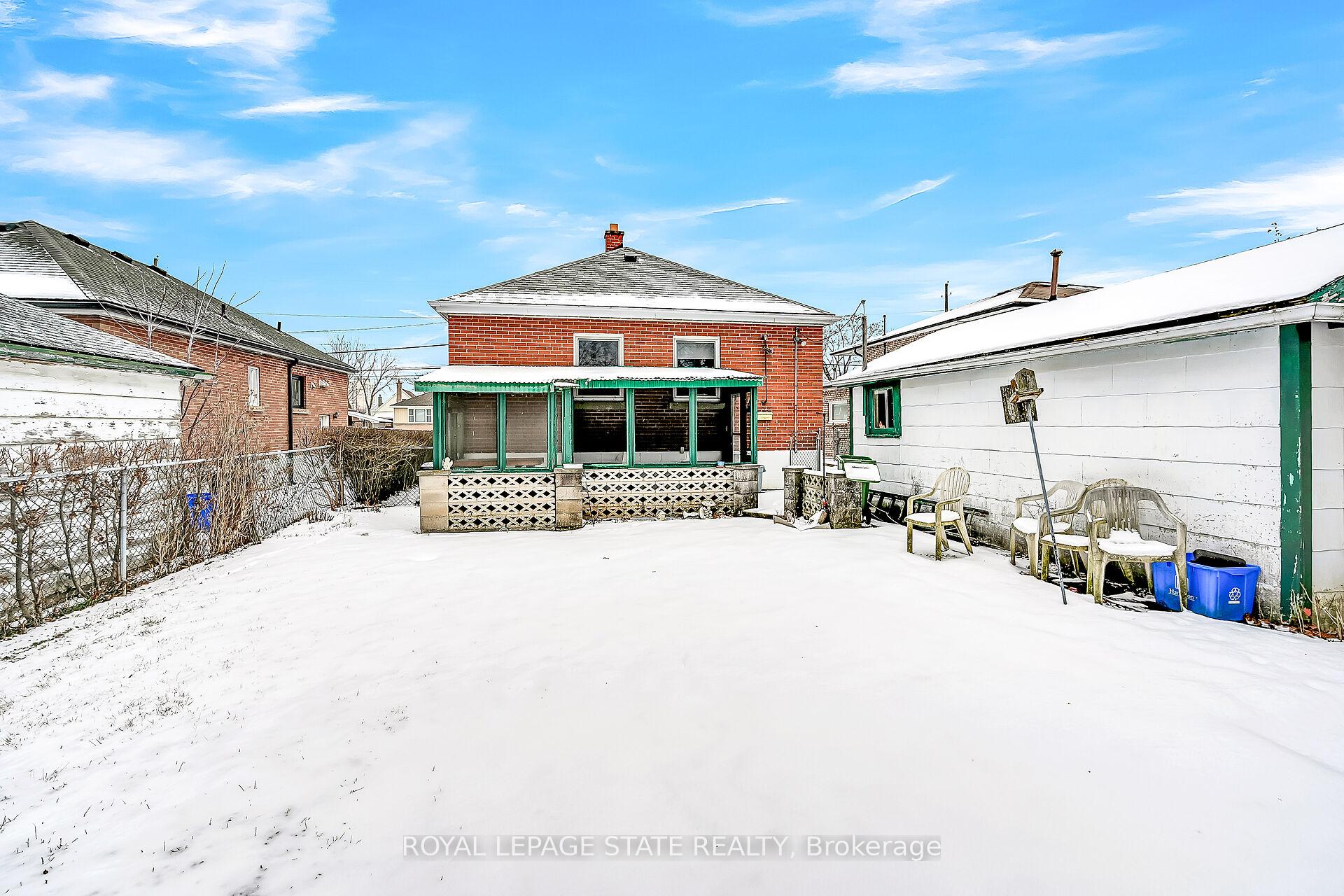 Photo 35 of 646 Upper Sherman Avenue, Hamilton, Burkholme — HOMEH