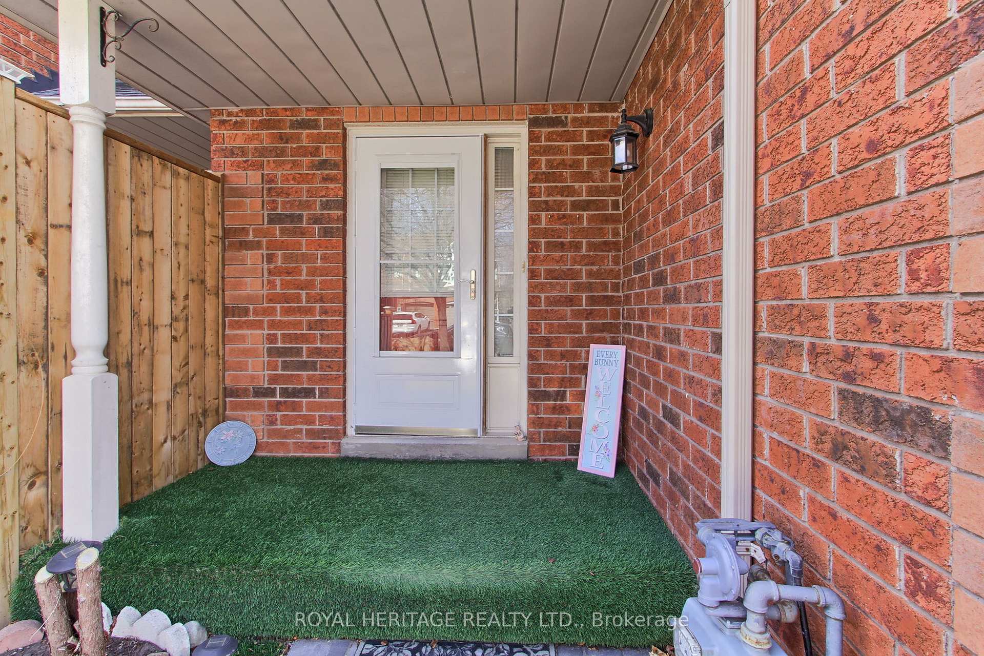 Photo 3 of 59 Twigg Drive, Ajax, Central — HOMEH