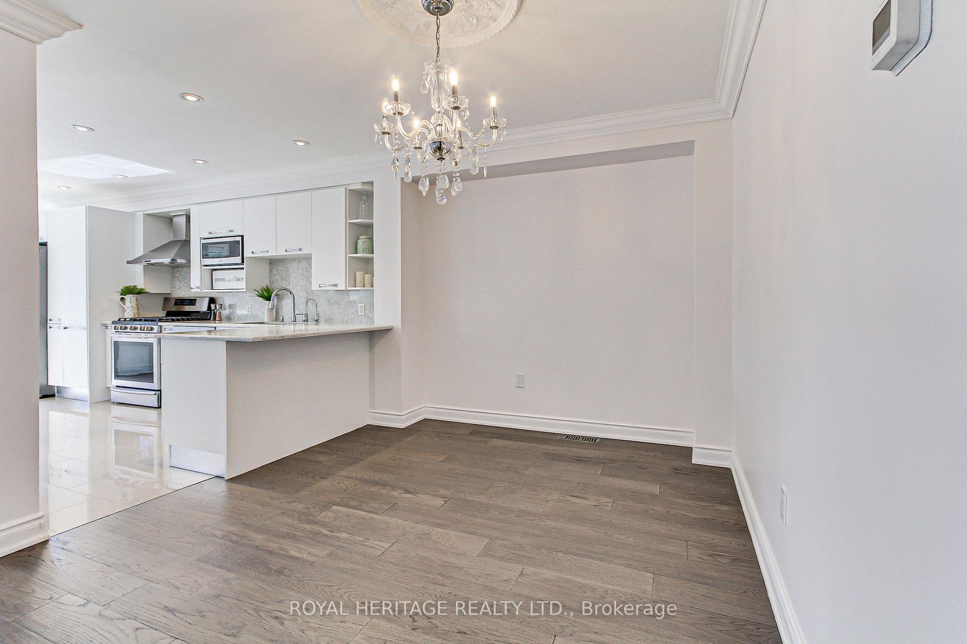 Photo 8 of 59 Twigg Drive, Ajax, Central — HOMEH