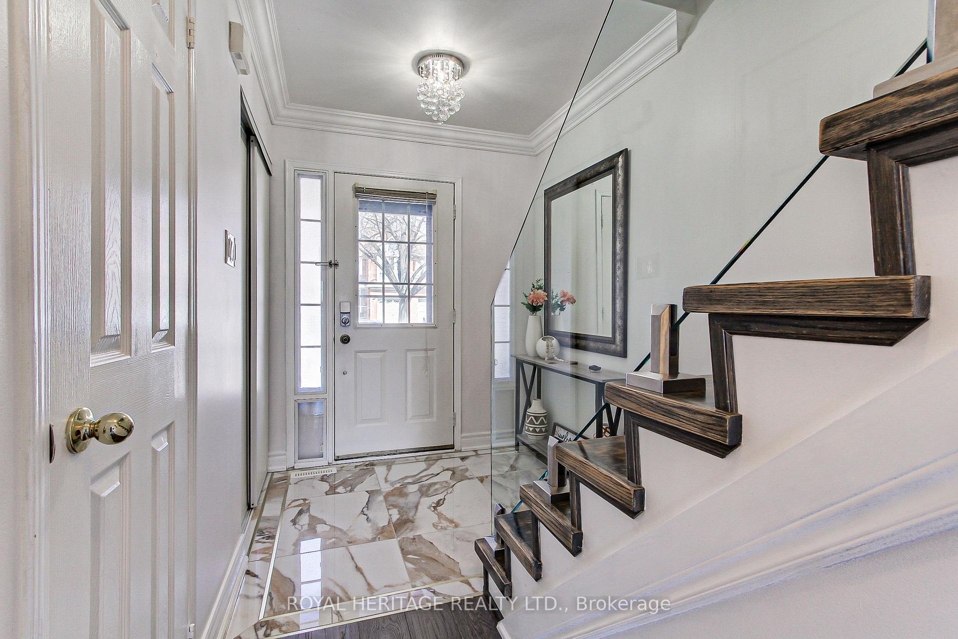 Photo 20 of 59 Twigg Drive, Ajax, Central — HOMEH