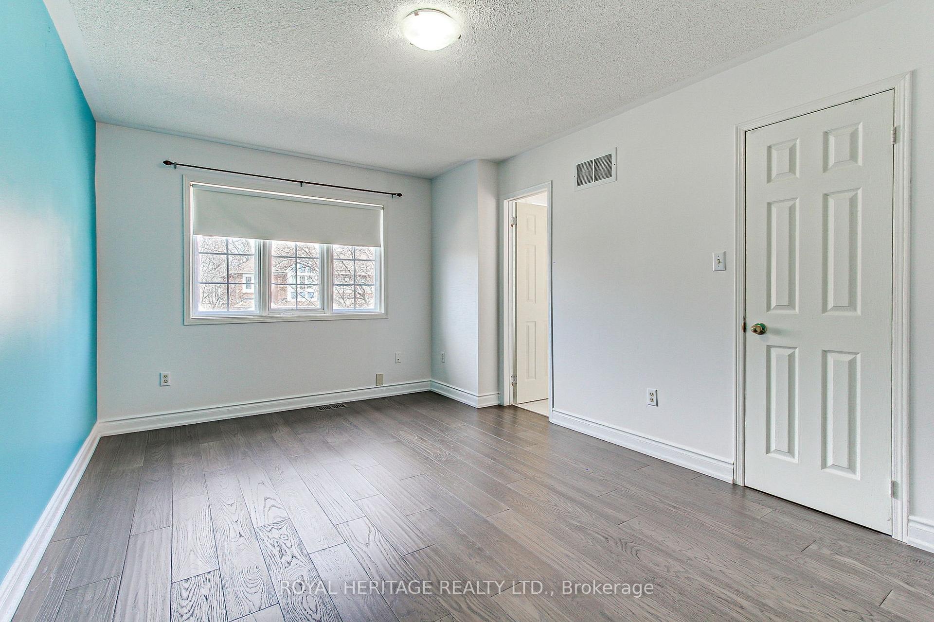 Photo 25 of 59 Twigg Drive, Ajax, Central — HOMEH
