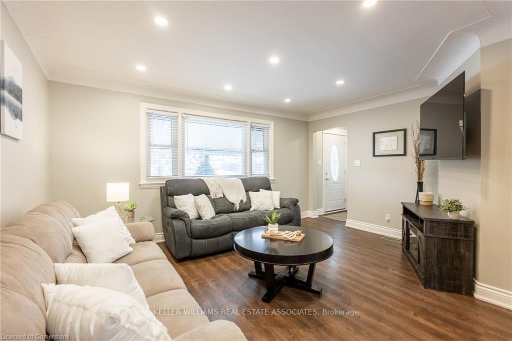 Photo 5 of 225 East 38th Street, Hamilton, Raleigh — HOMEH