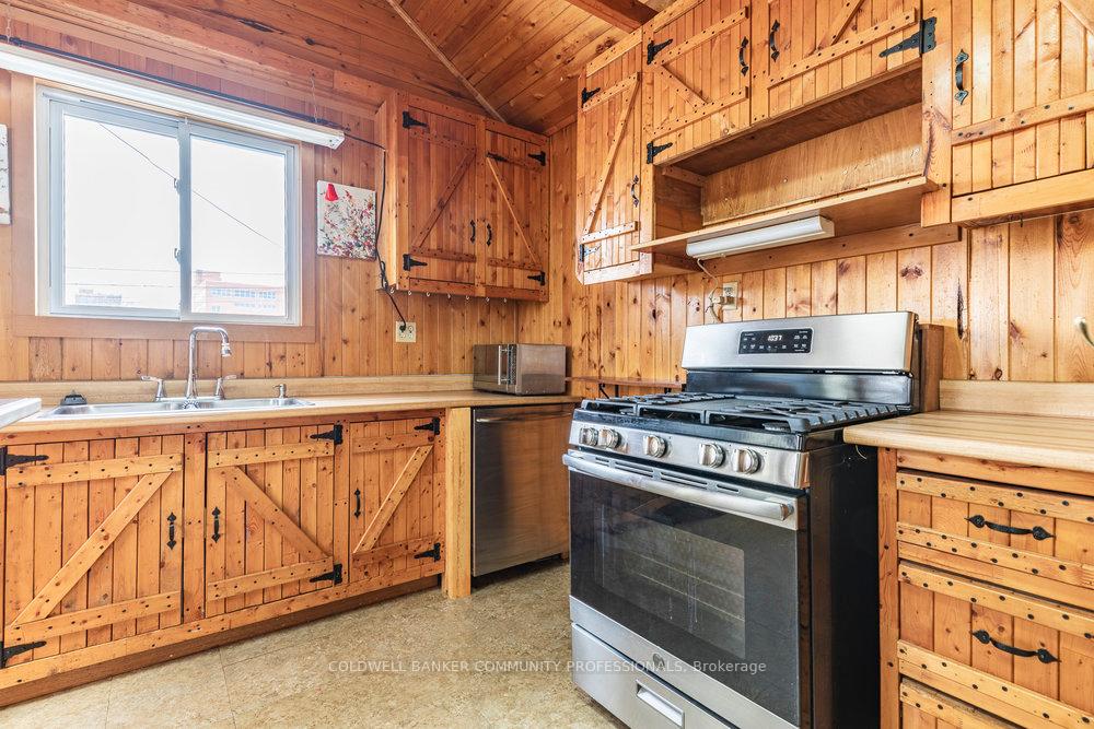 Photo 21 of 217 Gibson Avenue, Hamilton, Gibson — HOMEH