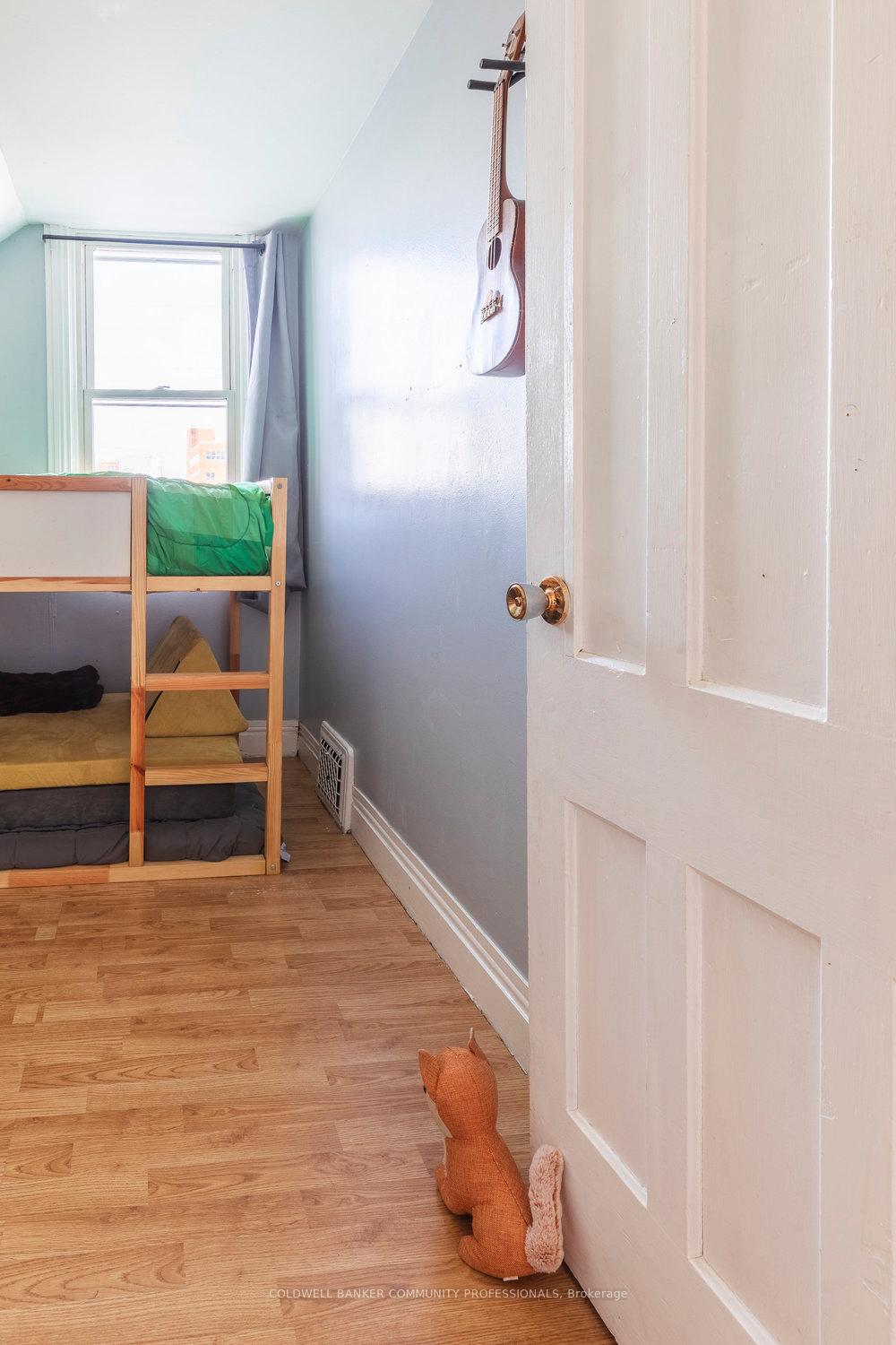 Photo 33 of 217 Gibson Avenue, Hamilton, Gibson — HOMEH