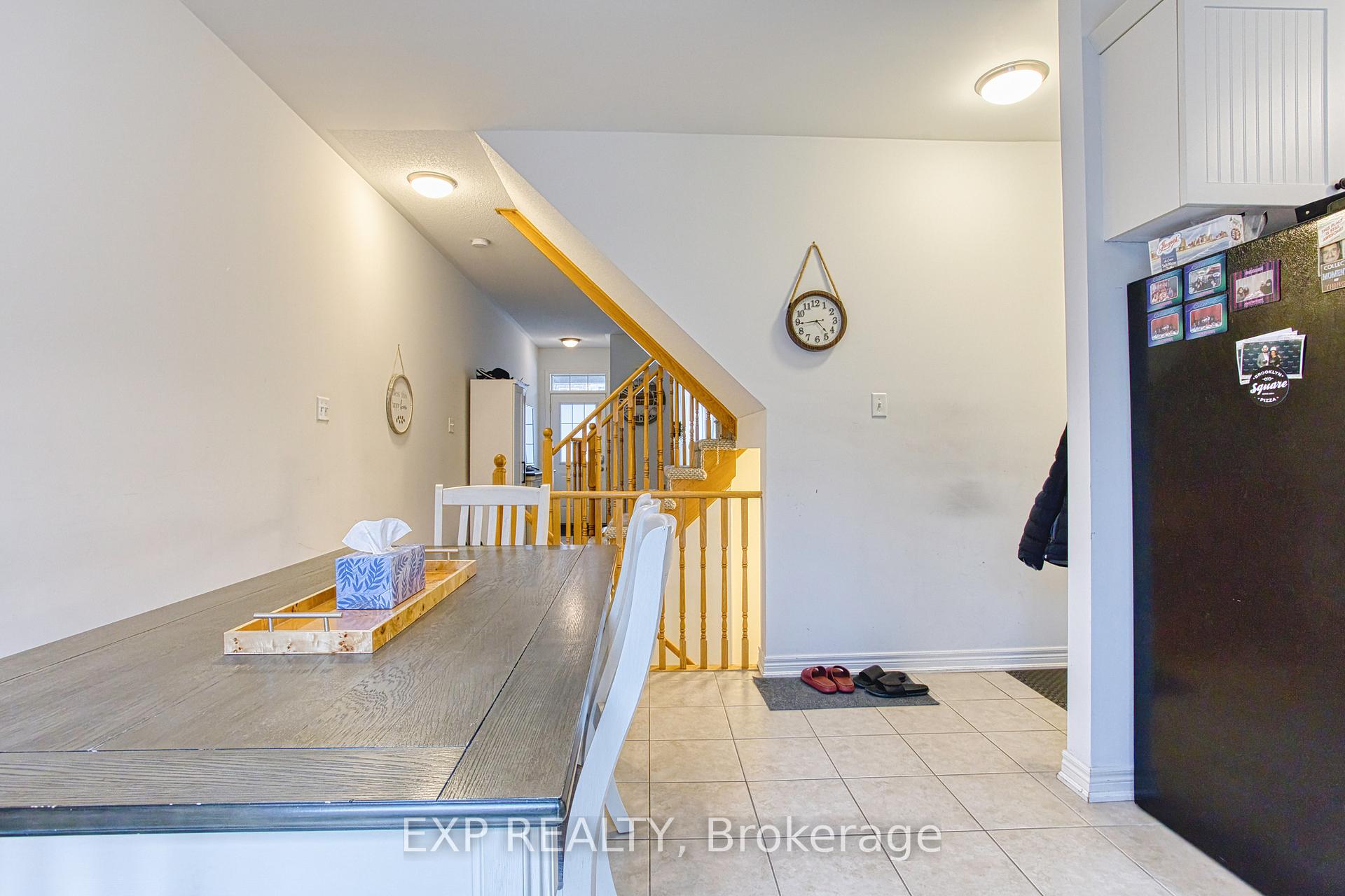 Photo 14 of 8 Glendarling Crescent, Hamilton, Winona Park — HOMEH