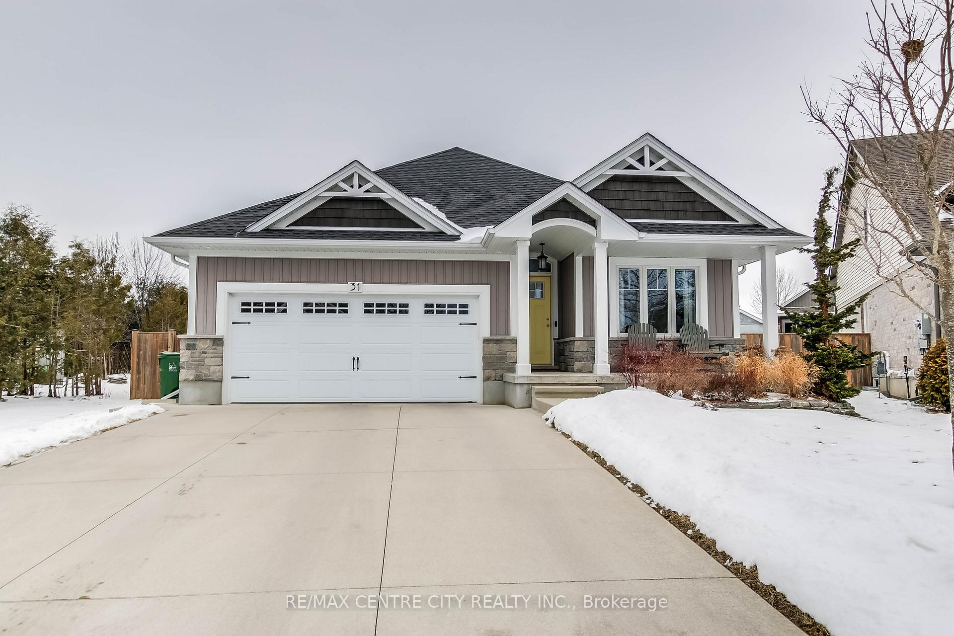 Photo 1 of 31 Deerfield Court, St. Thomas — HOMEH