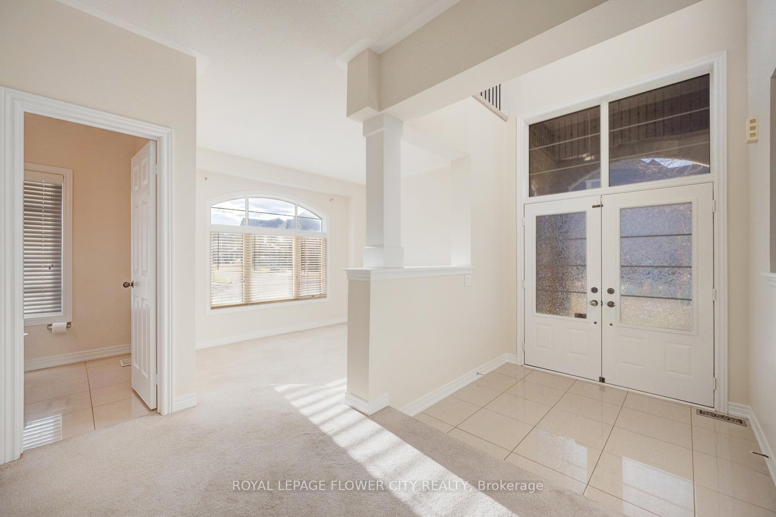 Photo 5 of 7 Tonalite Road, Brampton, Vales of Castlemore — HOMEH