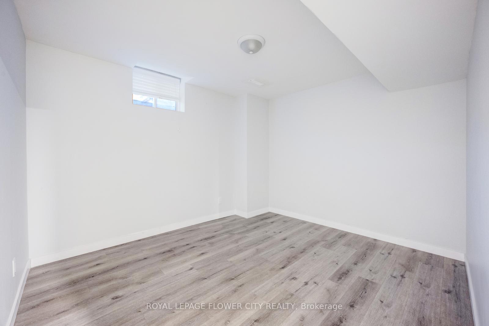 Photo 40 of 7 Tonalite Road, Brampton, Vales of Castlemore — HOMEH