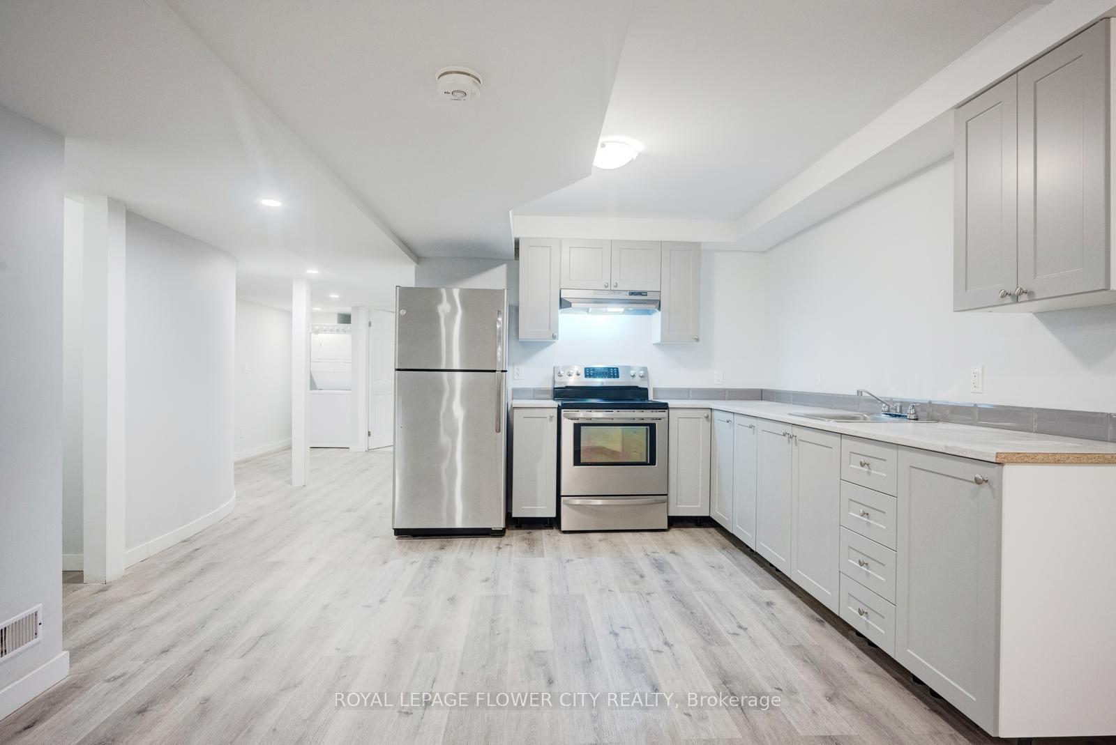 Photo 49 of 7 Tonalite Road, Brampton, Vales of Castlemore — HOMEH