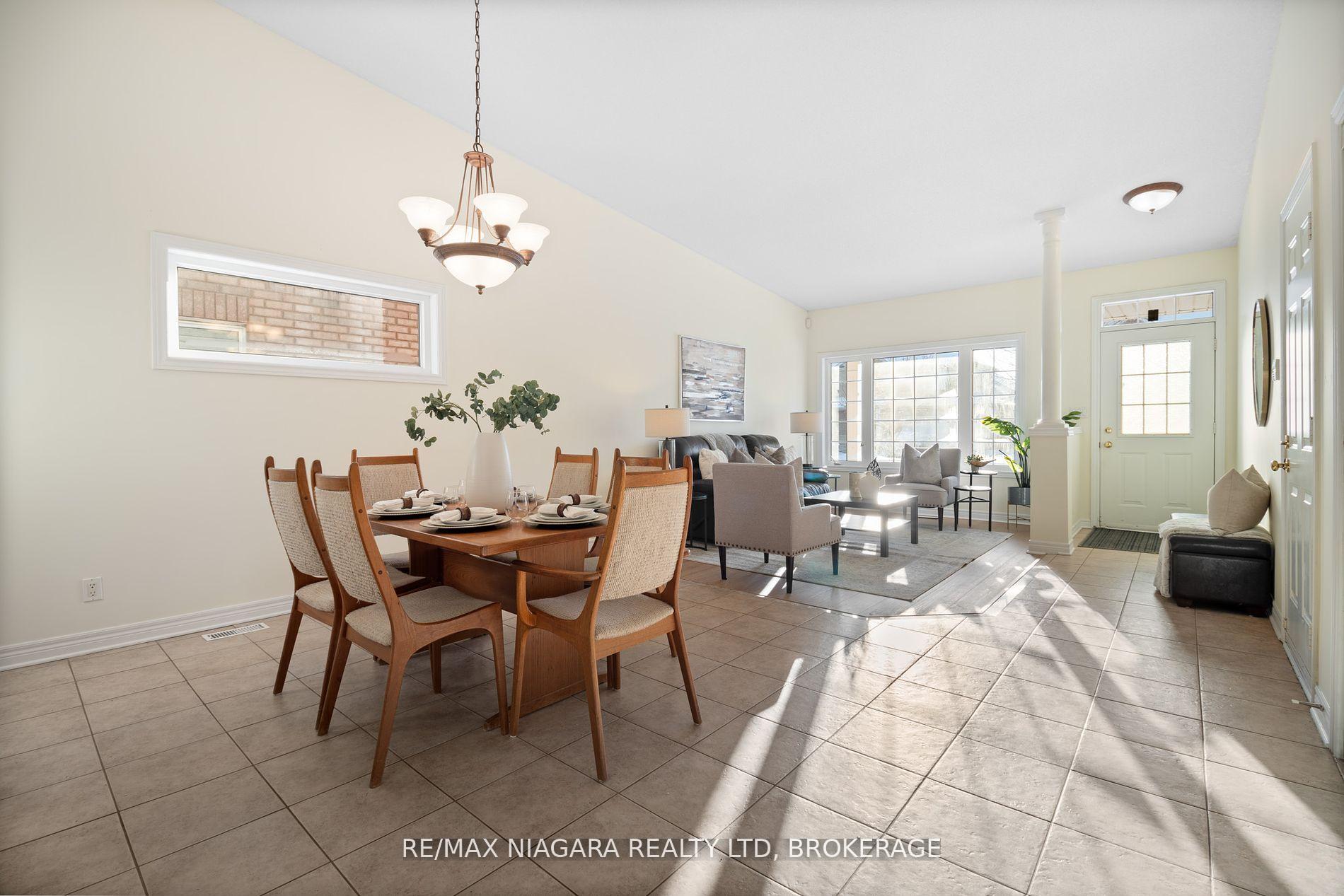 Photo 6 of 75 Mcbride Drive, St. Catharines, Rykert/Vansickle — HOMEH