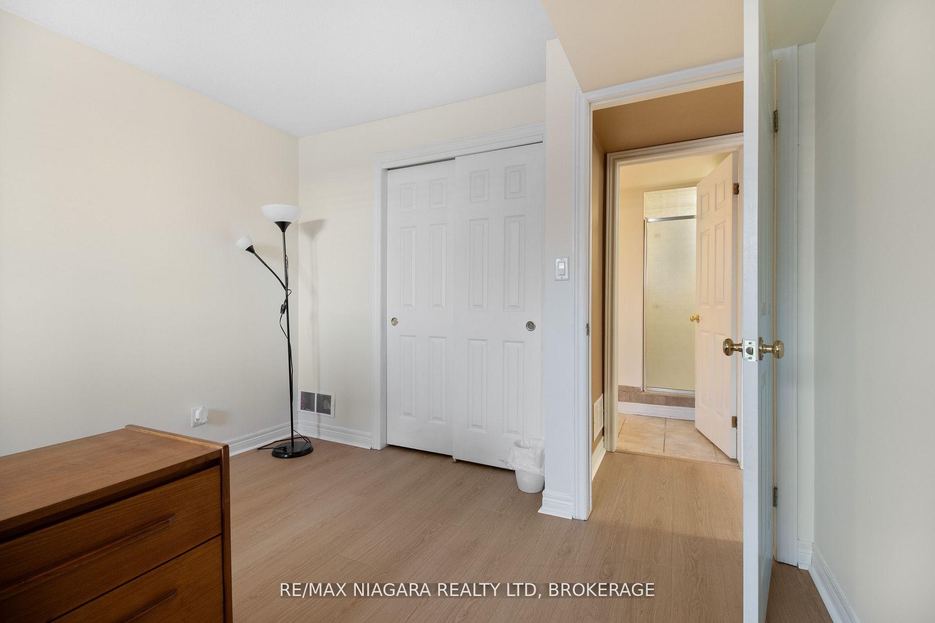 Photo 20 of 75 Mcbride Drive, St. Catharines, Rykert/Vansickle — HOMEH