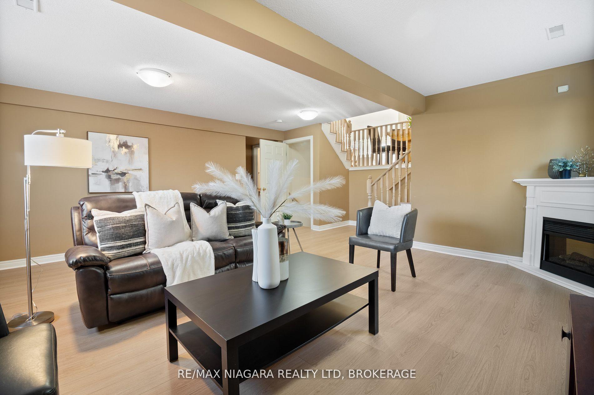 Photo 24 of 75 Mcbride Drive, St. Catharines, Rykert/Vansickle — HOMEH