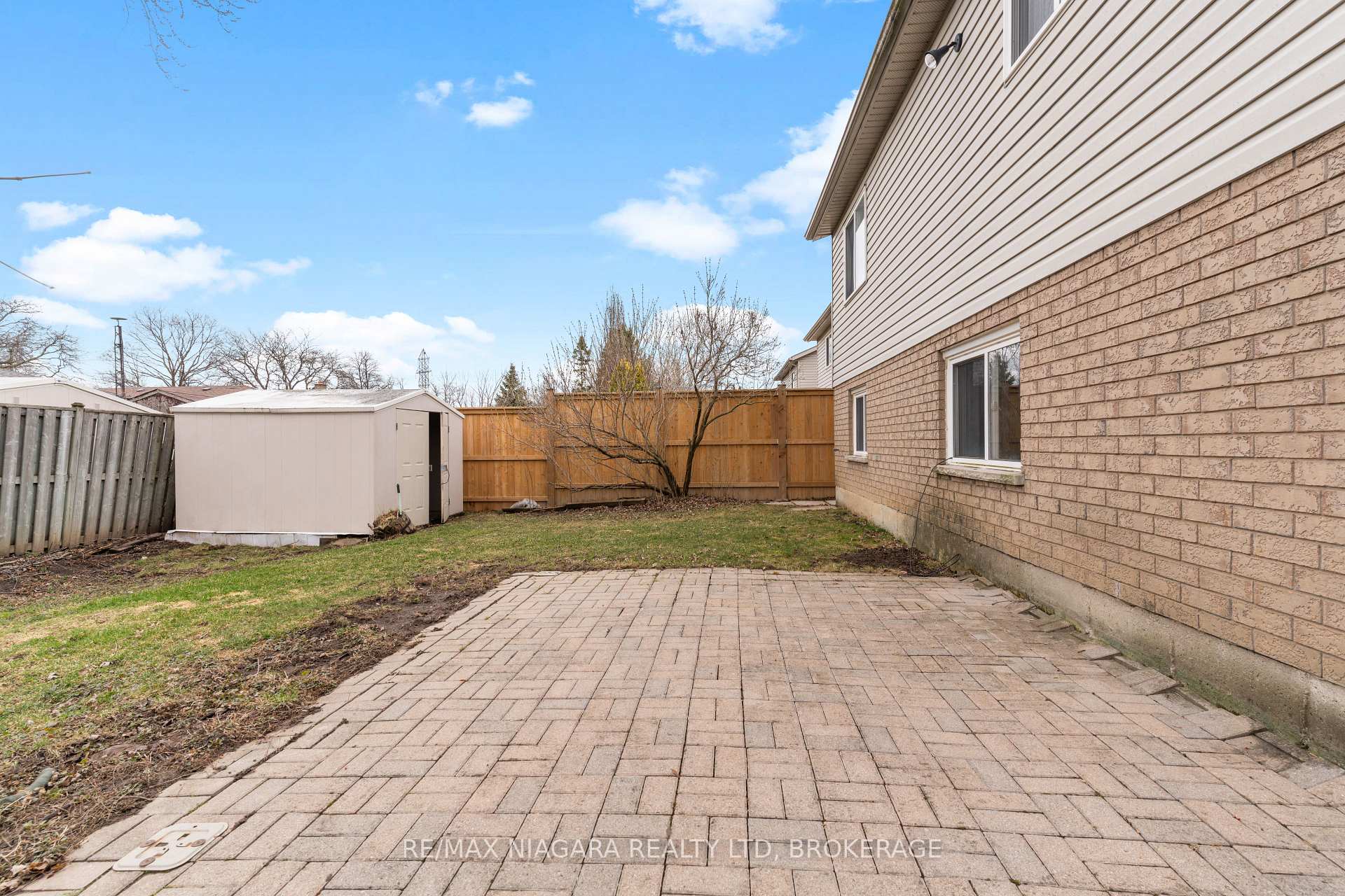 Photo 28 of 75 Mcbride Drive, St. Catharines, Rykert/Vansickle — HOMEH