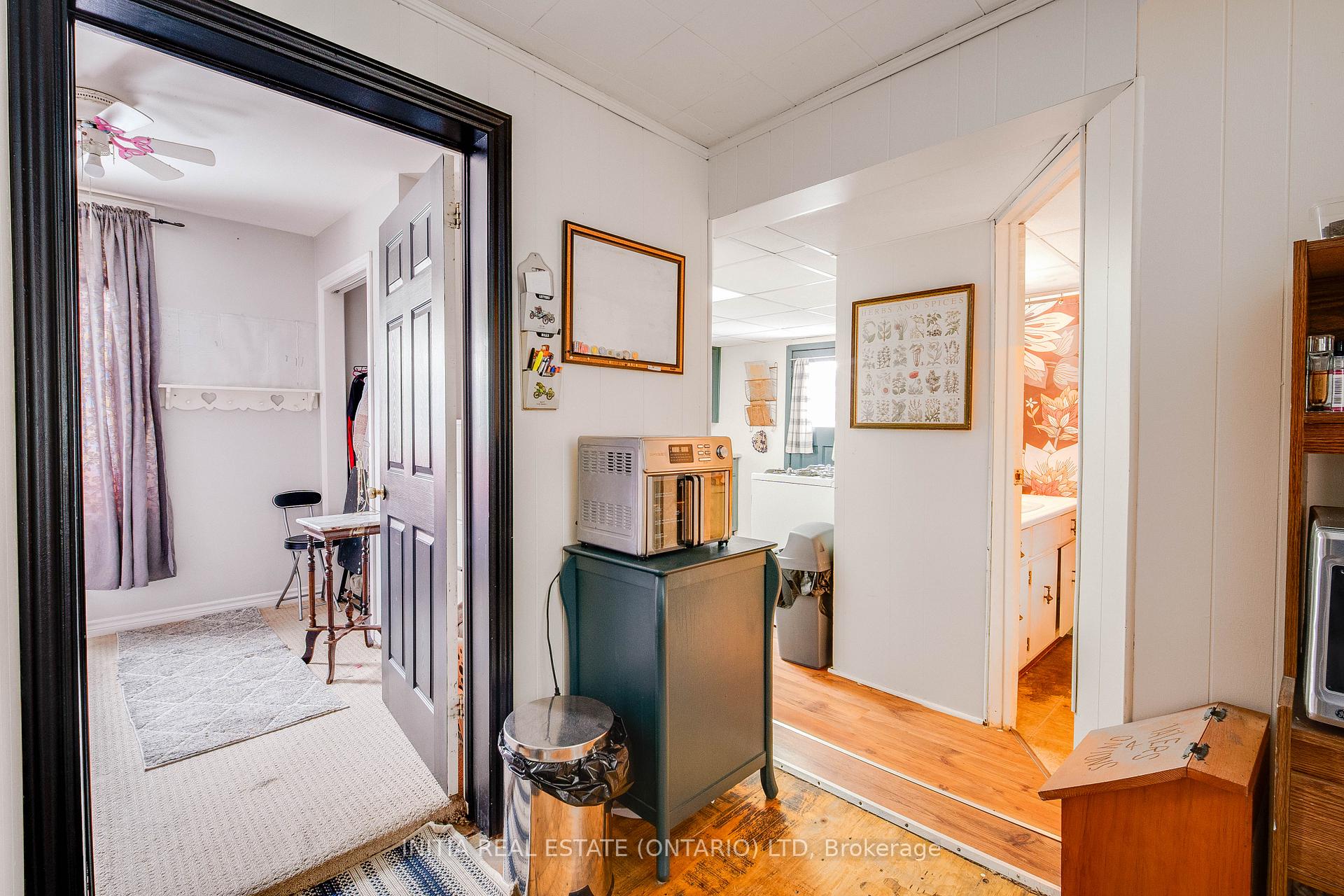 Photo 24 of 61 St Catharine Street, St. Thomas — HOMEH